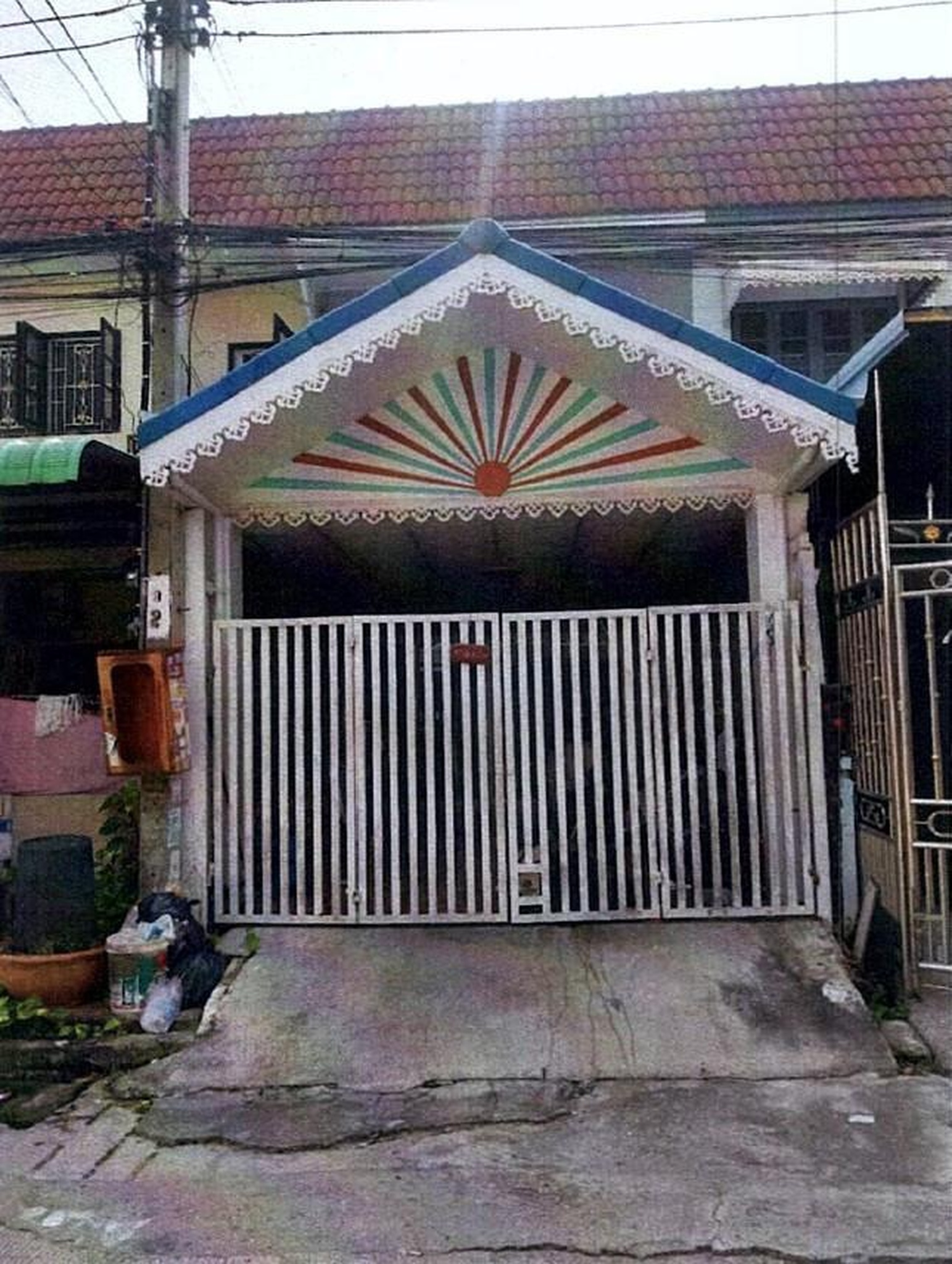 ทรัพย์สถาบันโดย GHB ทาวน์เฮาส์ บ้านรุ่งกานต์ 4 ลาดปลาดุก-ร.ร.คล้ายสอน (Baan Rungkan 4)