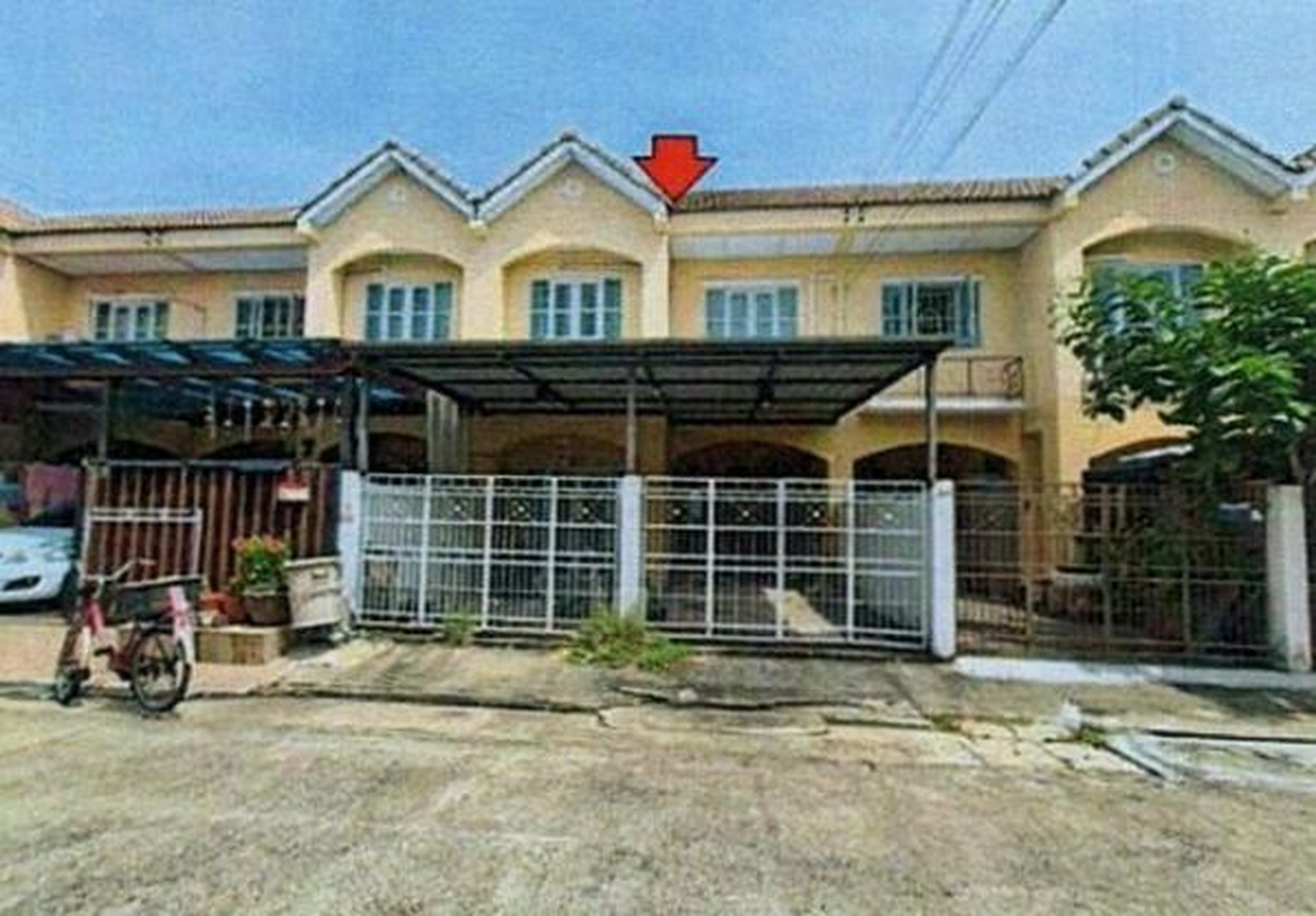 ทรัพย์สถาบันโดย GHB ทาวน์เฮาส์ บัวทองธานี (Buathong Thani)