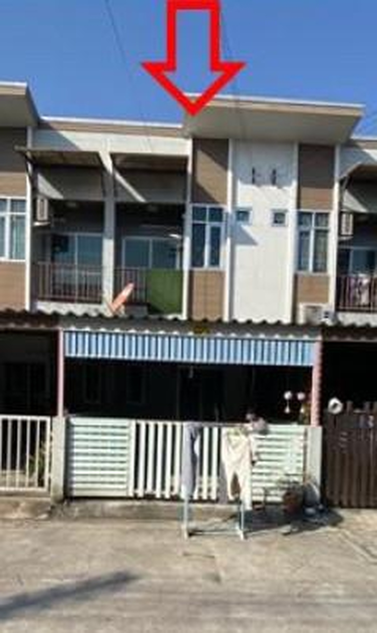 ทรัพย์สถาบันโดย GHB ทาวน์เฮาส์ โกลเด้นทาวน์ วังหิน-แตงอ่อน (Golden Town Wanghin-Taeng On)