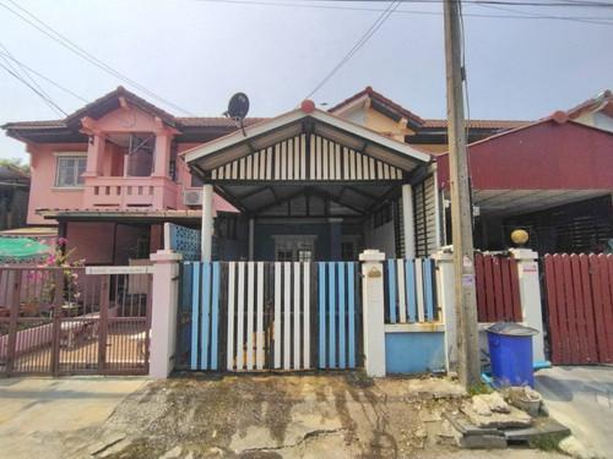 ทรัพย์สถาบันโดย GHB ทาวน์เฮาส์ คันทรีพาร์ค 15 (Country Park 15)