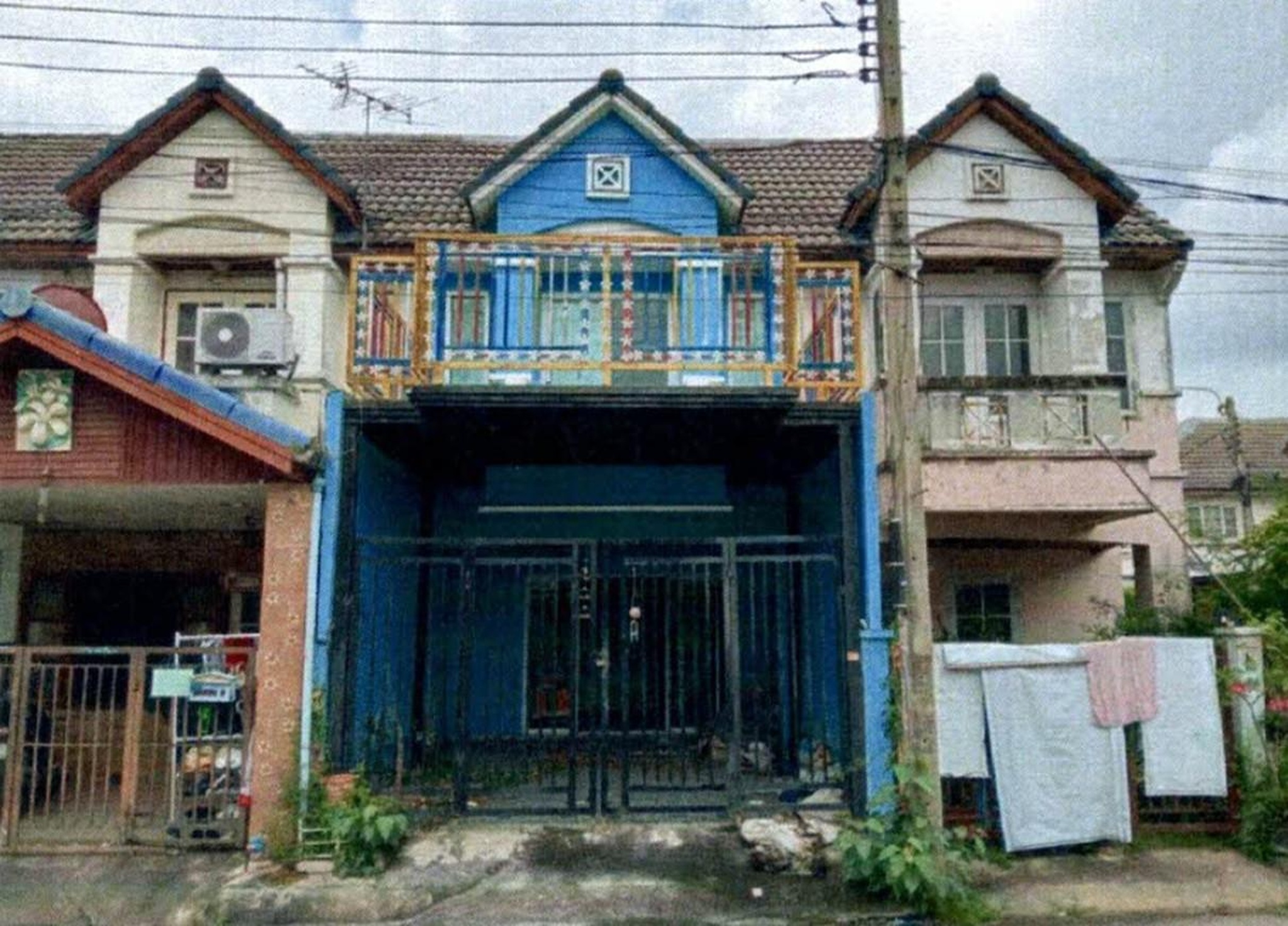 ทรัพย์สถาบันโดย GHB ทาวน์เฮาส์ วิลล่า 168 เวสต์เกต (Villa 168 Westgate)