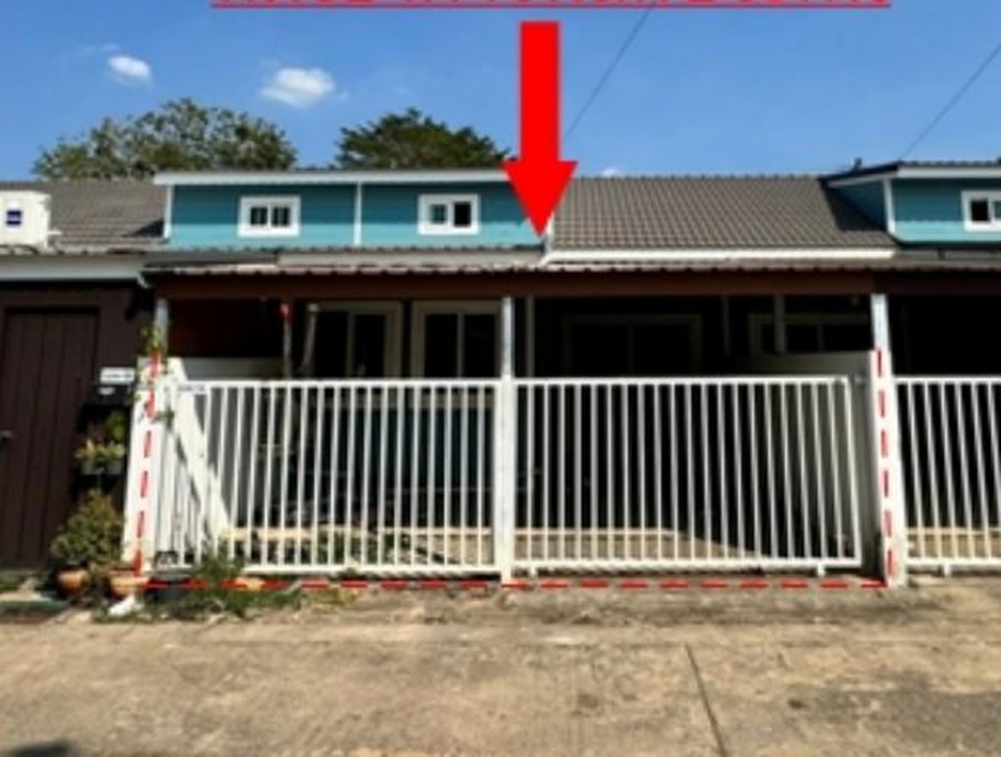 ทรัพย์สถาบันโดย GHB ทาวน์เฮาส์ ต้นลมวิลล์