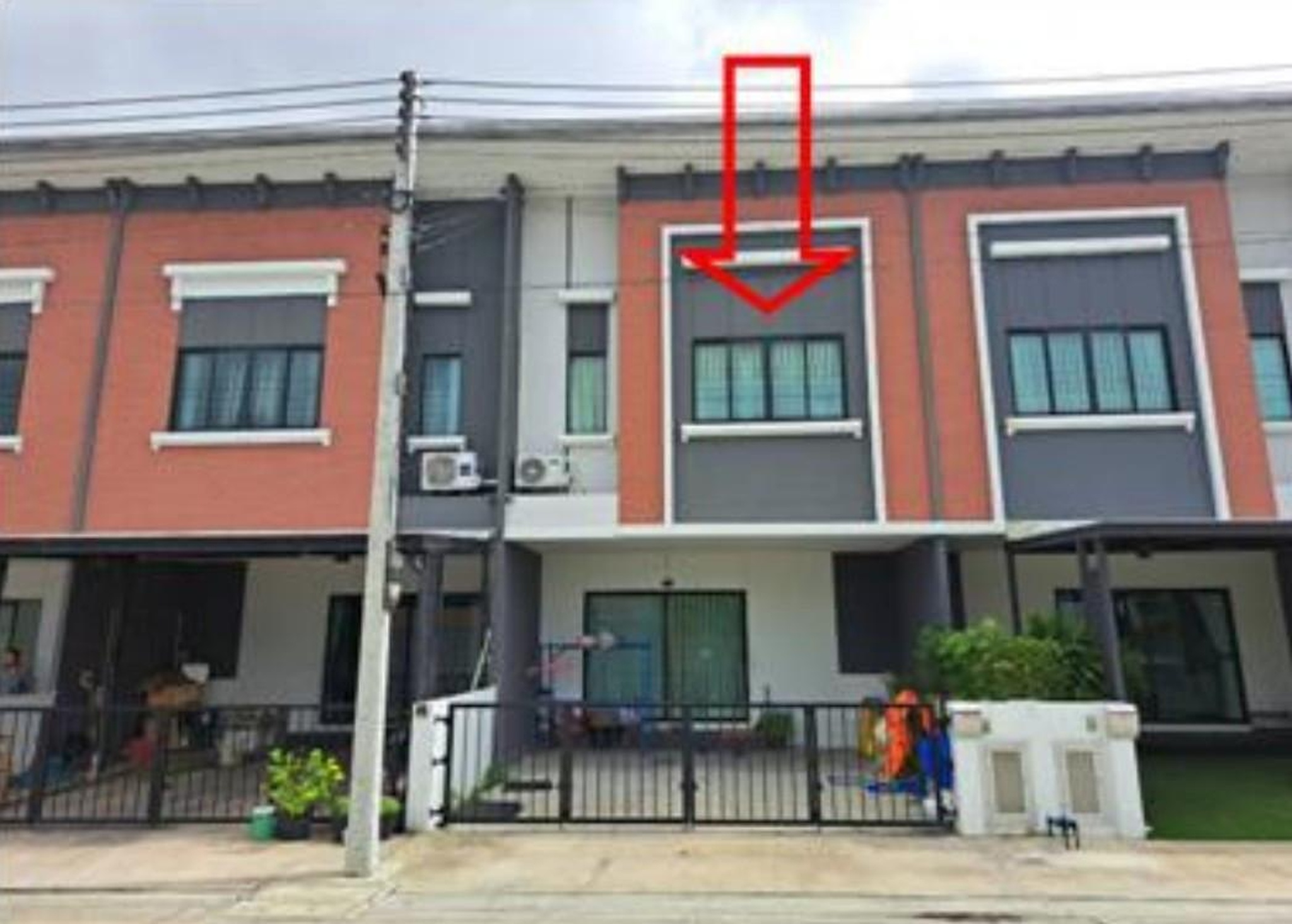 ทรัพย์สถาบันโดย GHB ทาวน์เฮาส์ ชีวาโฮมวงแหวน-ลำลูกกา (Chewa Home Wongwaen-Lamlukka)