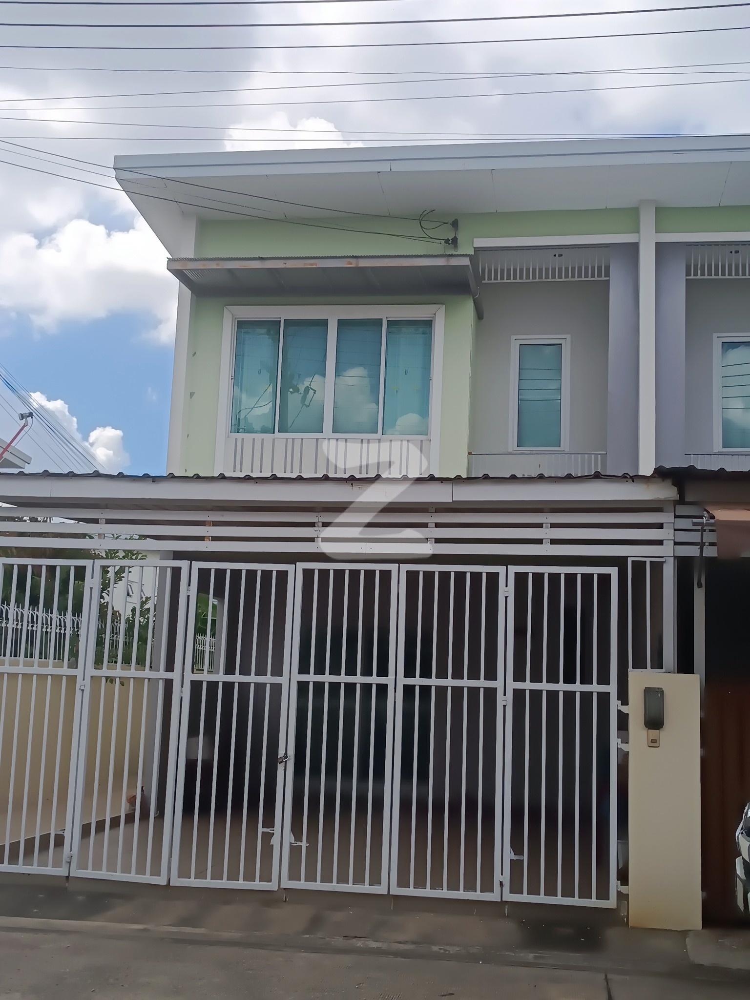 ขายด่วน🤝บ้านพร้อมเฟอร์ ทาวน์โฮม2ชั้น 30.4ตรว.  ✅✅2ล้าน!!! 🏠โครงการเดอะมิกซ์ VVIP    : เจ้าของขายเอง (งดรับนายหน้า)