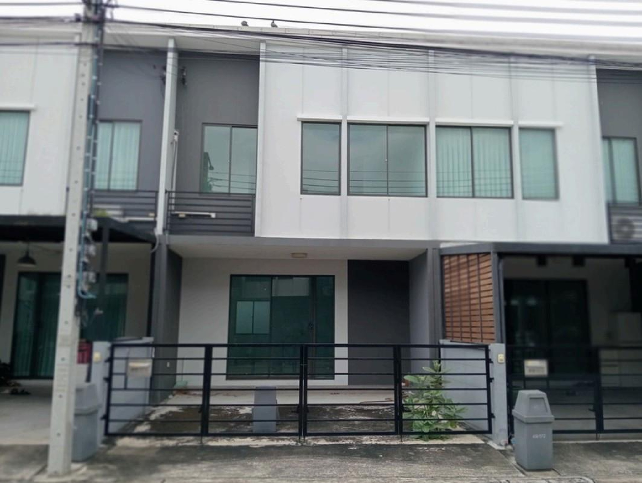 ทรัพย์สถาบันโดย GHB ทาวน์เฮาส์ พลีโน่ ชัยพฤกษ์-แจ้งวัฒนะ 2 (Pleno Chaiyapruek-Chaengwattana 2)