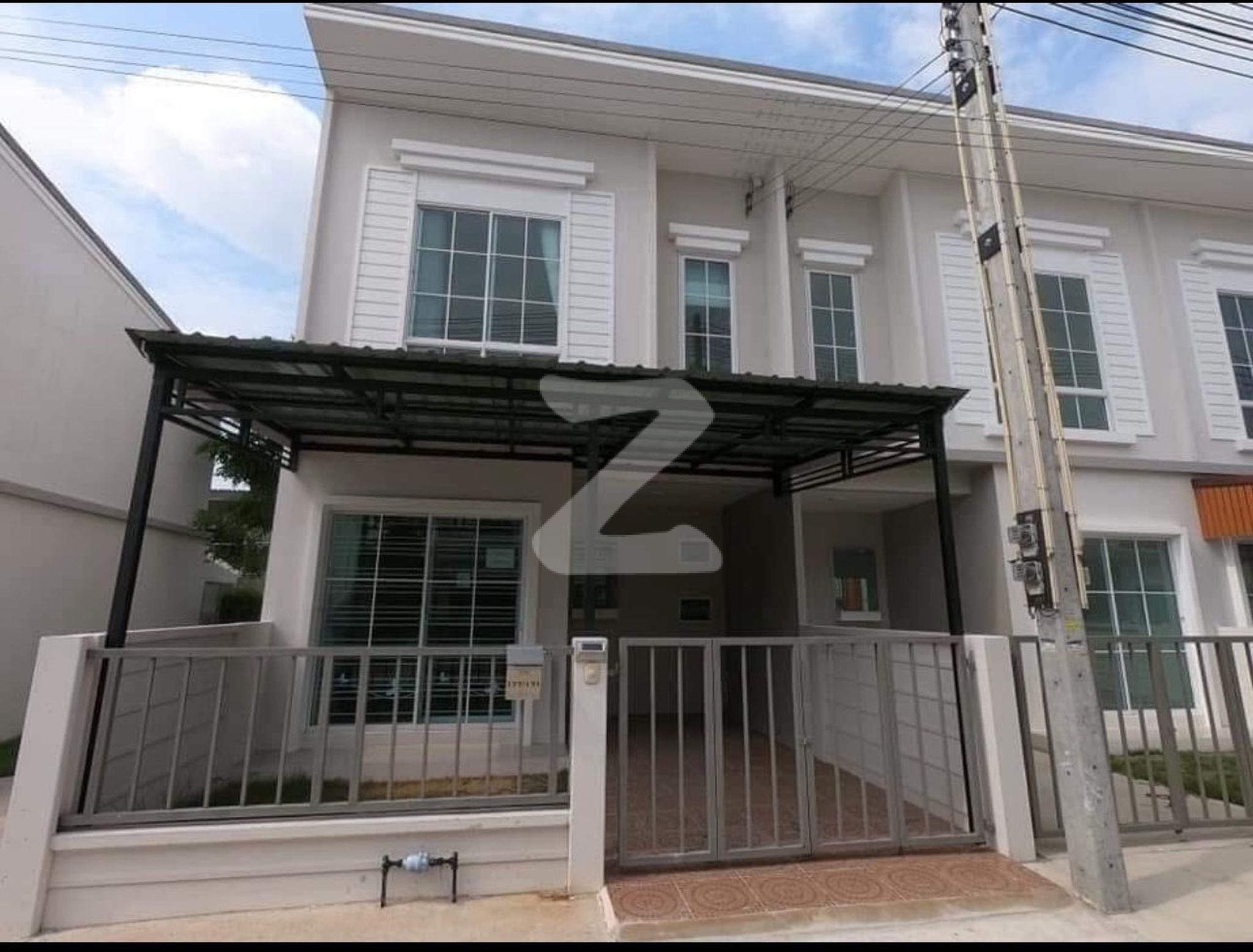 บ้านให้เช่า หมู่บ้านเสนา วีว่า ศรีราชา ทาว์นโฮม 2 ชั้น สไตล์อังกฤษ : เจ้าของให้เช่าเอง (งดรับนายหน้า)