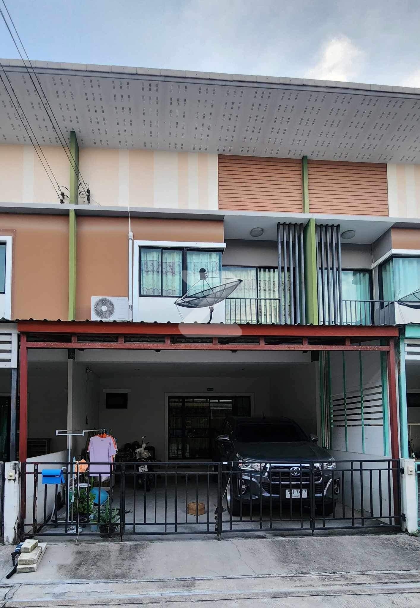 ขายด่วน เจ้าของบ้านขายเอง  ทาวโฮม 2 ชั้น  #หมู่บ้านเอสซี วิลเลจ หนองก้างปลา- อีสเทิร์น                   : เจ้าของขายเอง (งดรับนายหน้า)