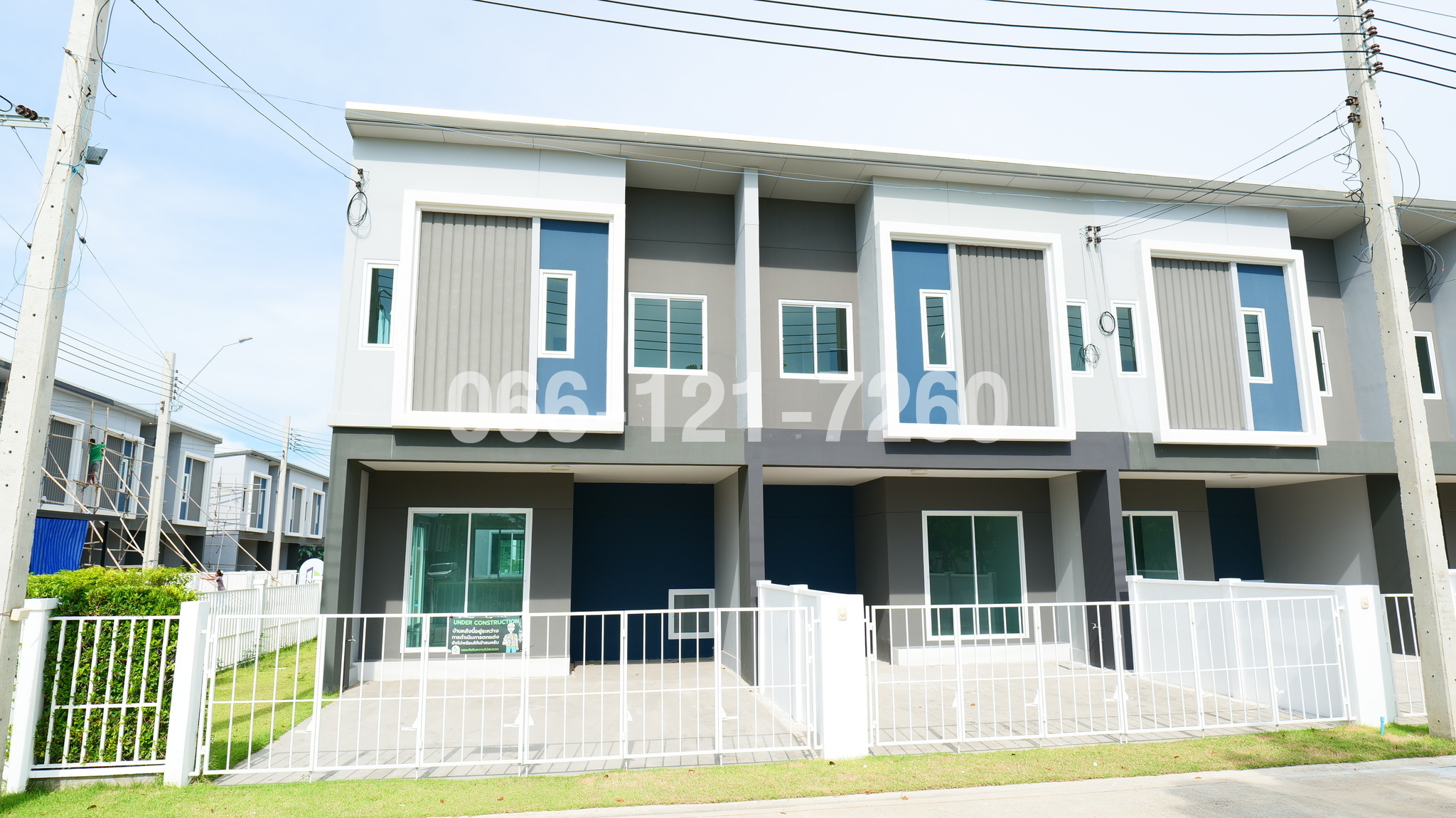 ทาวน์โฮม แปลงมุมที่ดินใหญ่ บ้านฟ้าทาวน์นี่ ศรีนครินทร์-เทพารักษ์