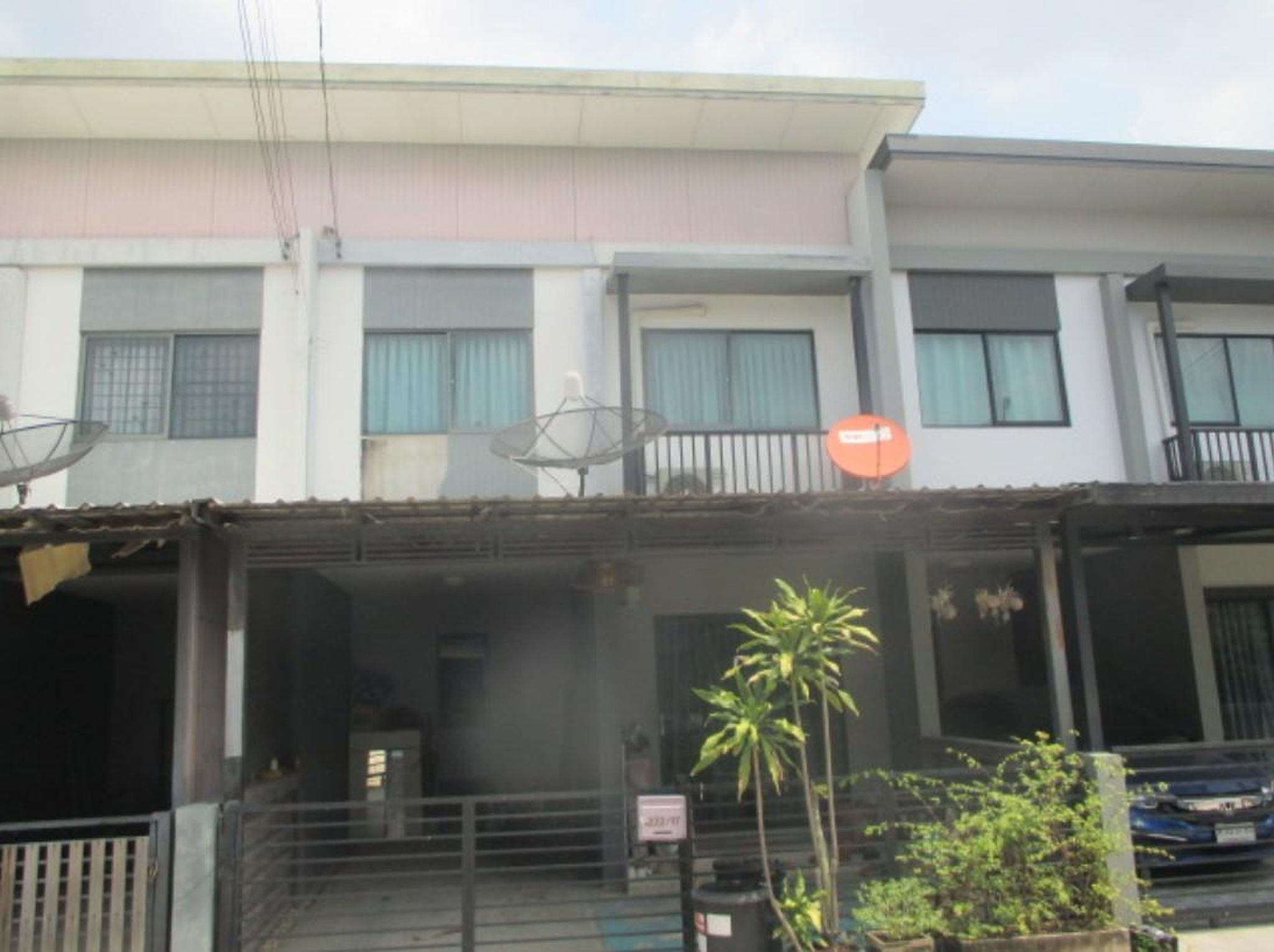 ทรัพย์สถาบันโดย GHB ทาวน์เฮาส์ เมททาวน์ ปทุม-ติวานนท์ (MET Town Pathum-Tiwanon)