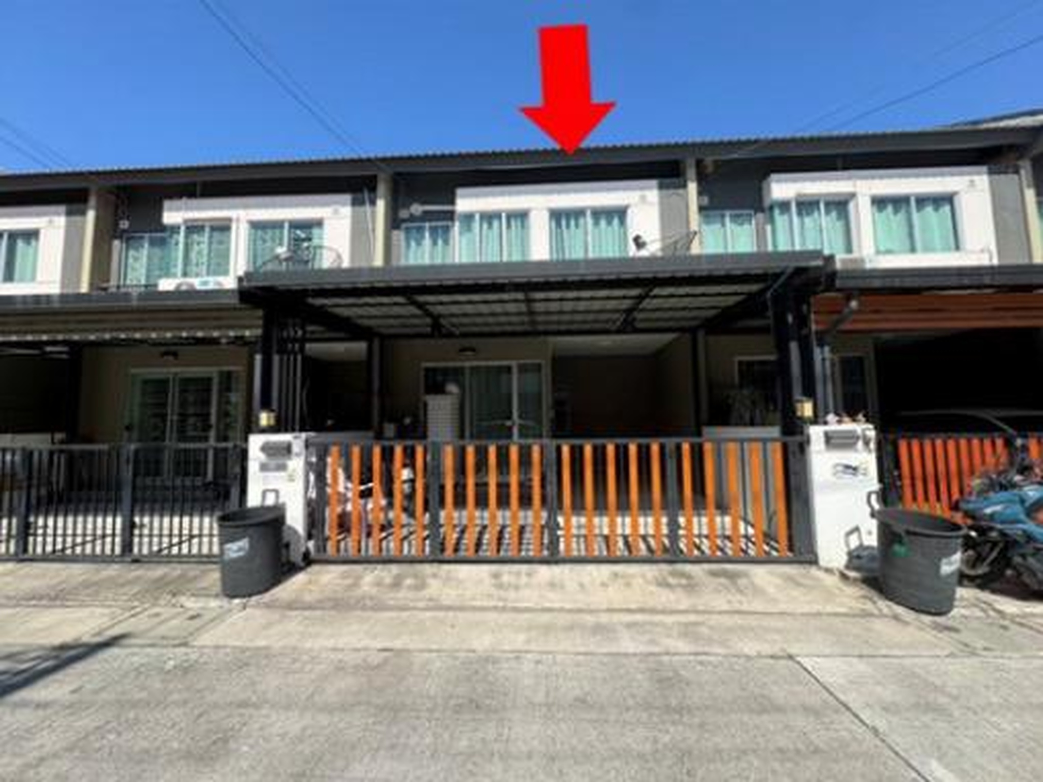 ทรัพย์สถาบันโดย GHB ทาวน์เฮาส์ บ้านพฤกษา 122 อมตะ-บายพาส (Baan Pruksa 122 Amata-Bypass)