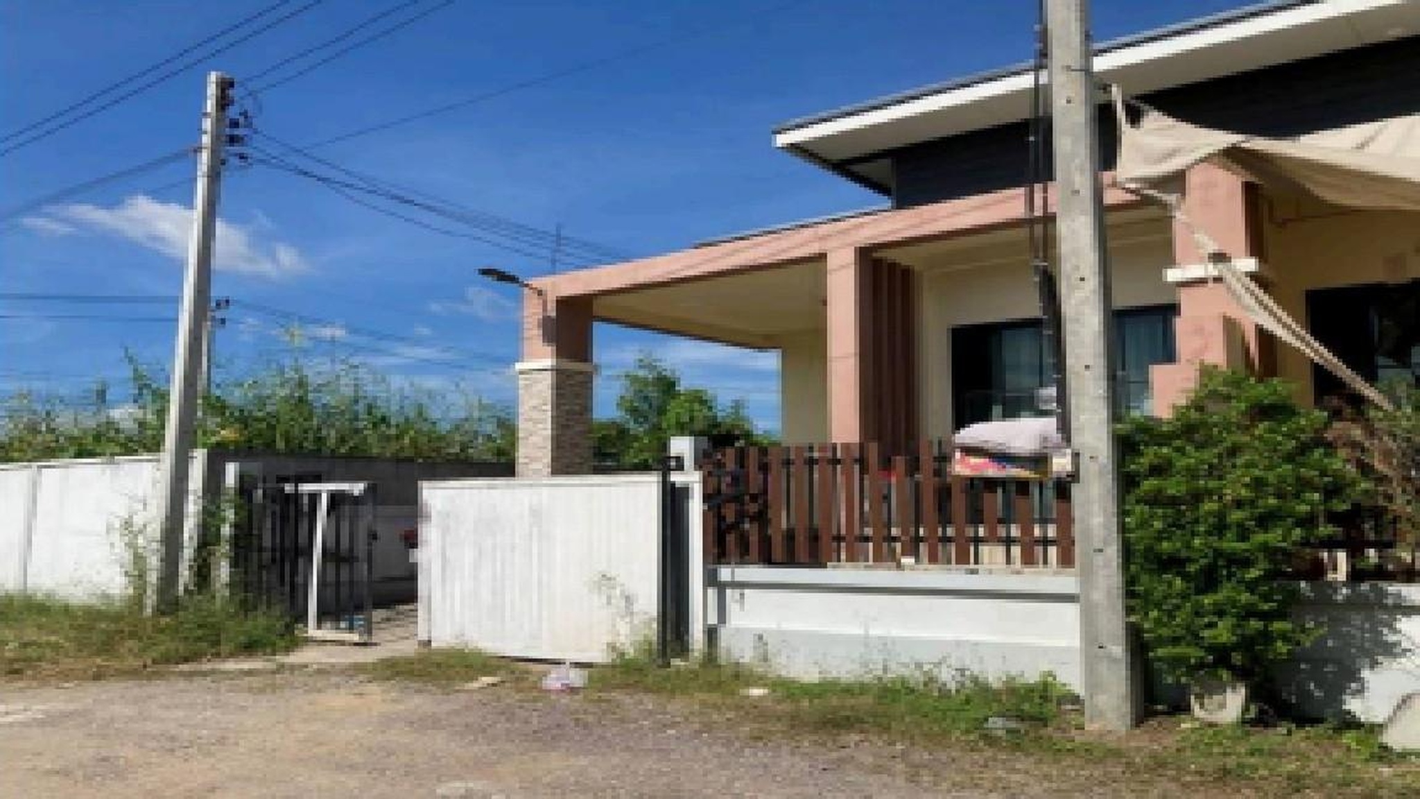 ทรัพย์สถาบันโดย GHB บ้านแฝด ถนนสายนครสวรรค์-บรรพตพิ