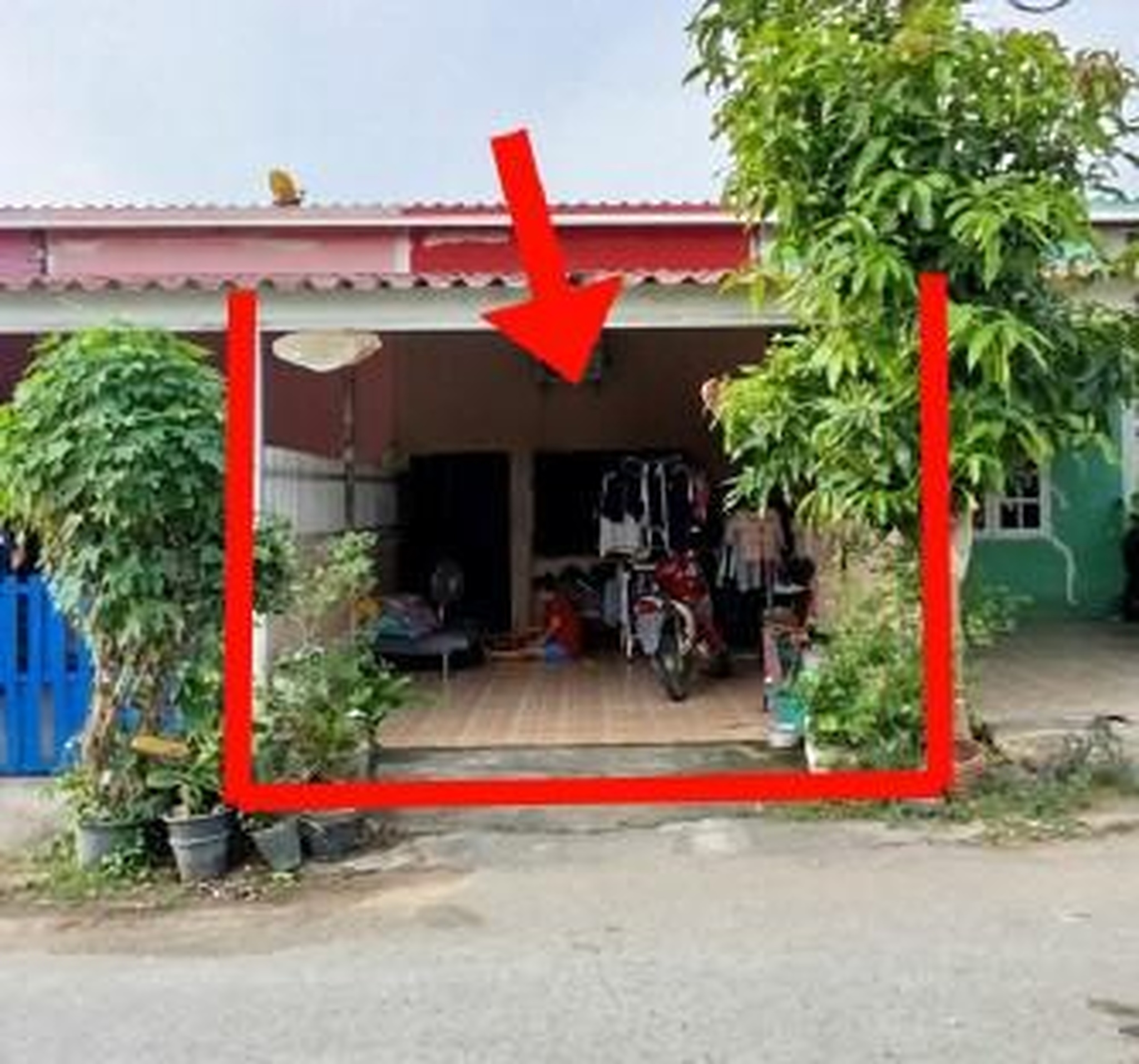 ทรัพย์สถาบันโดย GHB ทาวน์เฮาส์ นภาภัณฑ์แลนด์