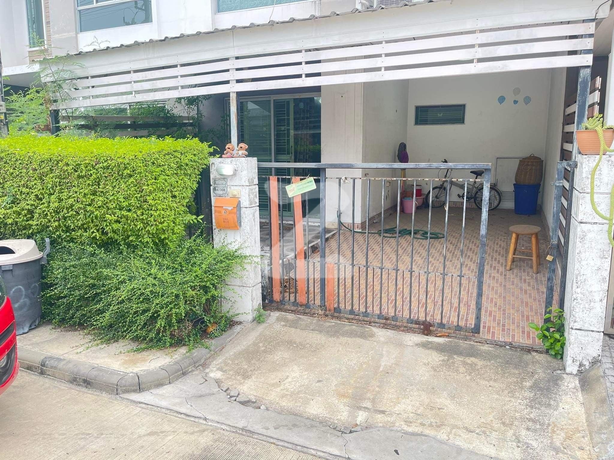 📣 ขายบ้านทาวเฮ้าส์ หมู่บ้านพฤกษาวิลล์ 44 ขนาด 18 ตารางวา 72 ตรม.  3 ห้องนอน 2 ห้องน้ำ  เจ้าของขายเอง : เจ้าของขายเอง (งดรับนายหน้า)