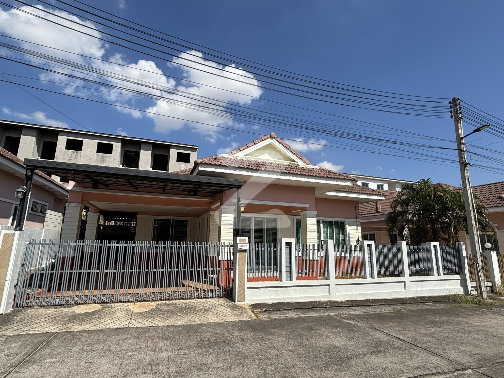 ** เจ้าของขายเอง ** บ้านพร้อมที่ดิน 2.99ล้านบาท ค่าโอนคนละครึ่ง                                    : เจ้าของขายเอง (งดรับนายหน้า)