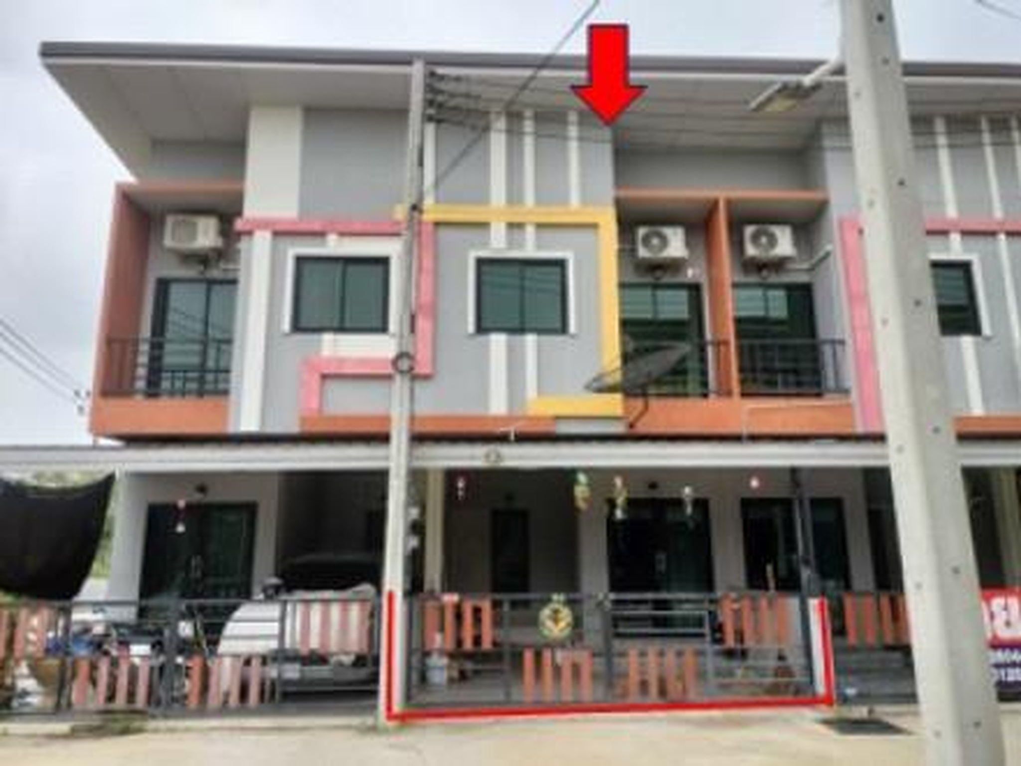 ทรัพย์สถาบันโดย GHB ทาวน์เฮาส์ ซอยม.พรแก้ว 4 ถนนอ่างทอง-ป่าโมก(ทล.35