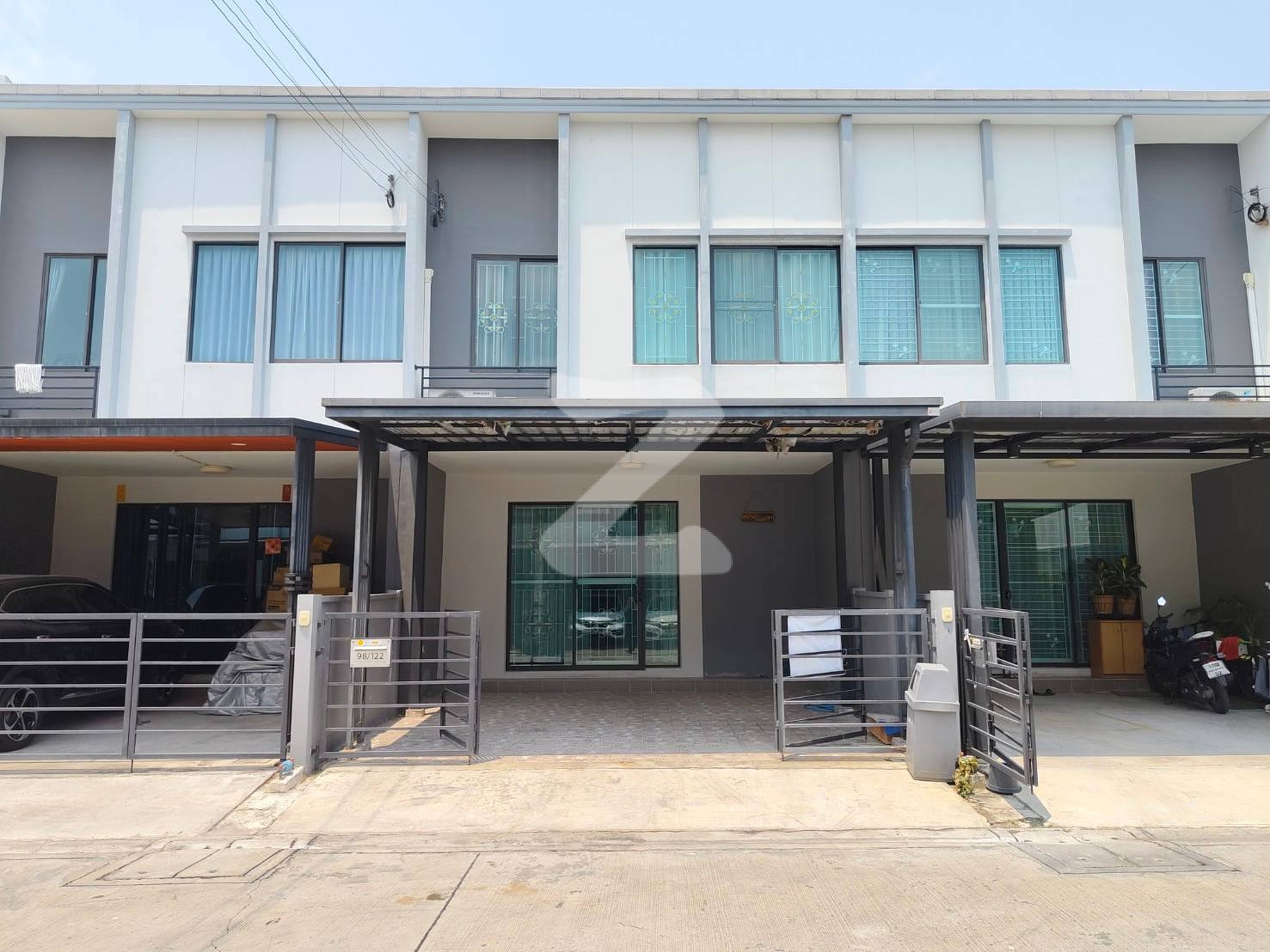 📢ขายทาวน์โฮม Pleno บางนา-อ่อนนุช ซอย กิ่งแก้ว 37 ✴️ขายพร้อมผู้เช่าเหมาะสำหรับคนที่อยากลงทุน (รายได้จากค่าเช่าเดือนละ 14,000 บาท) : เจ้าของขายเอง (งดรับนายหน้า)
