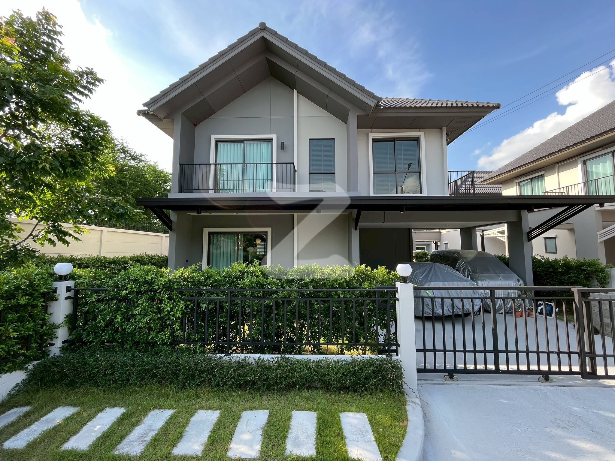 บ้านเดี่ยว SC Asset หลังมุมในส่วนตัว ราคา6.2 ล้านบาท ขายเพราะย้ายที่ทำงาน โครงการ เพฟ ปิ่นเกล้า-ศาลายา ใกล้ม.มหิดล : เจ้าของขายเอง (งดรับนายหน้า)