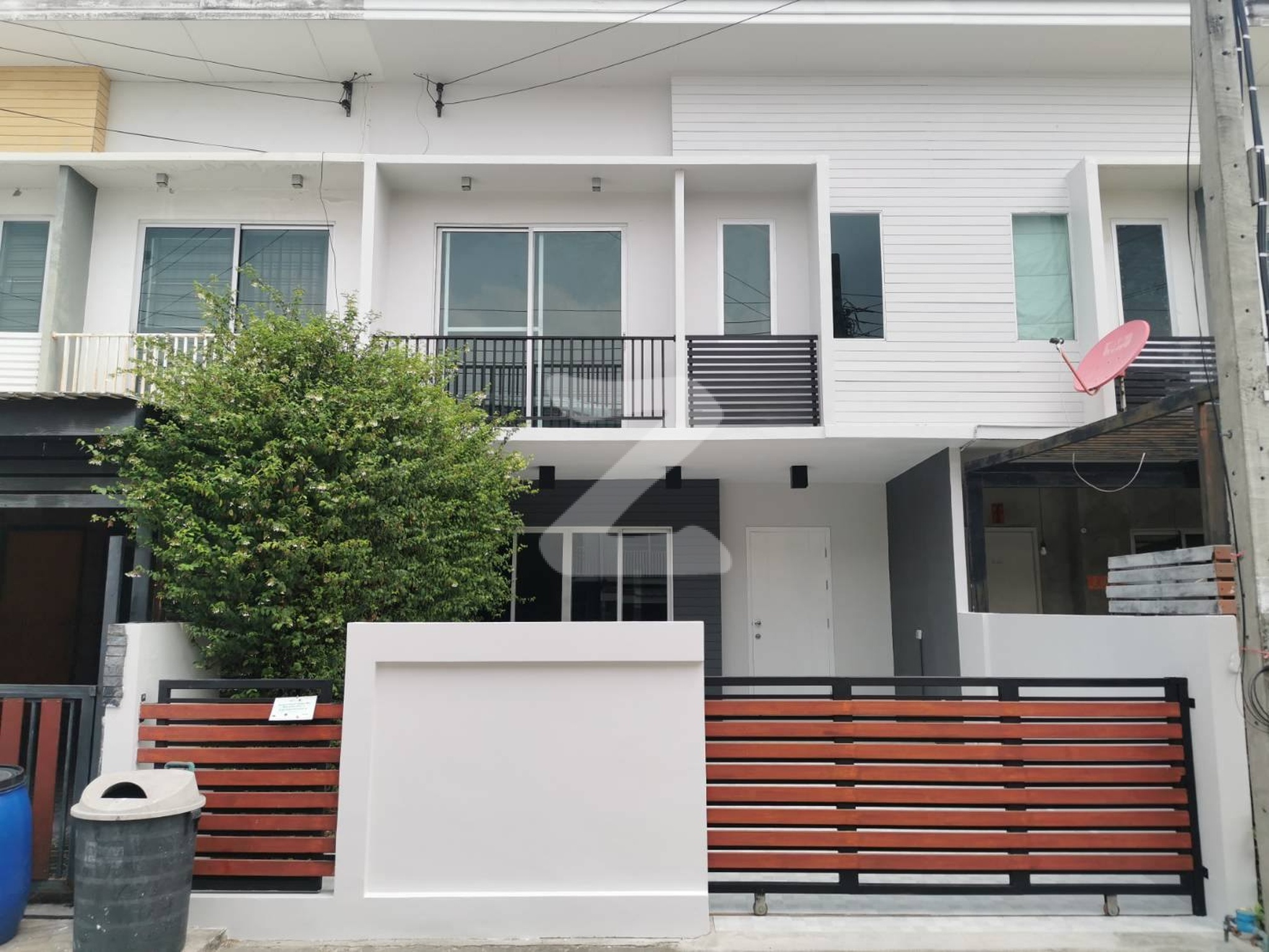 ขายด่วนทาวน์โฮมรีโนเวทใหม่พร้อมเข้าอยู่ โครงการเดอะคอนเนคเกษตร-นวมินทร์                                     : เจ้าของขายเอง (งดรับนายหน้า)