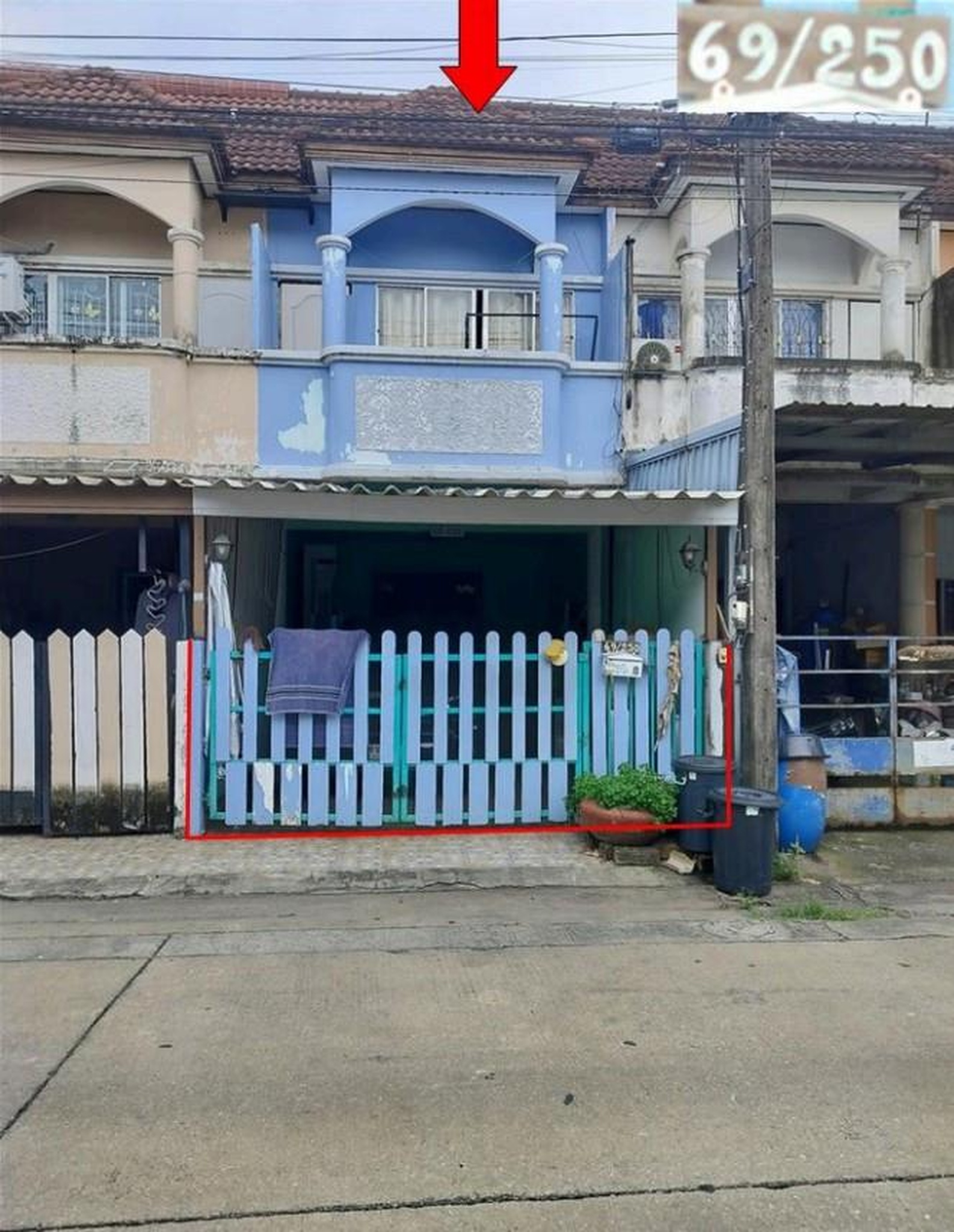 ทรัพย์สถาบันโดย GHB ทาวน์เฮาส์ ธนารมณ์