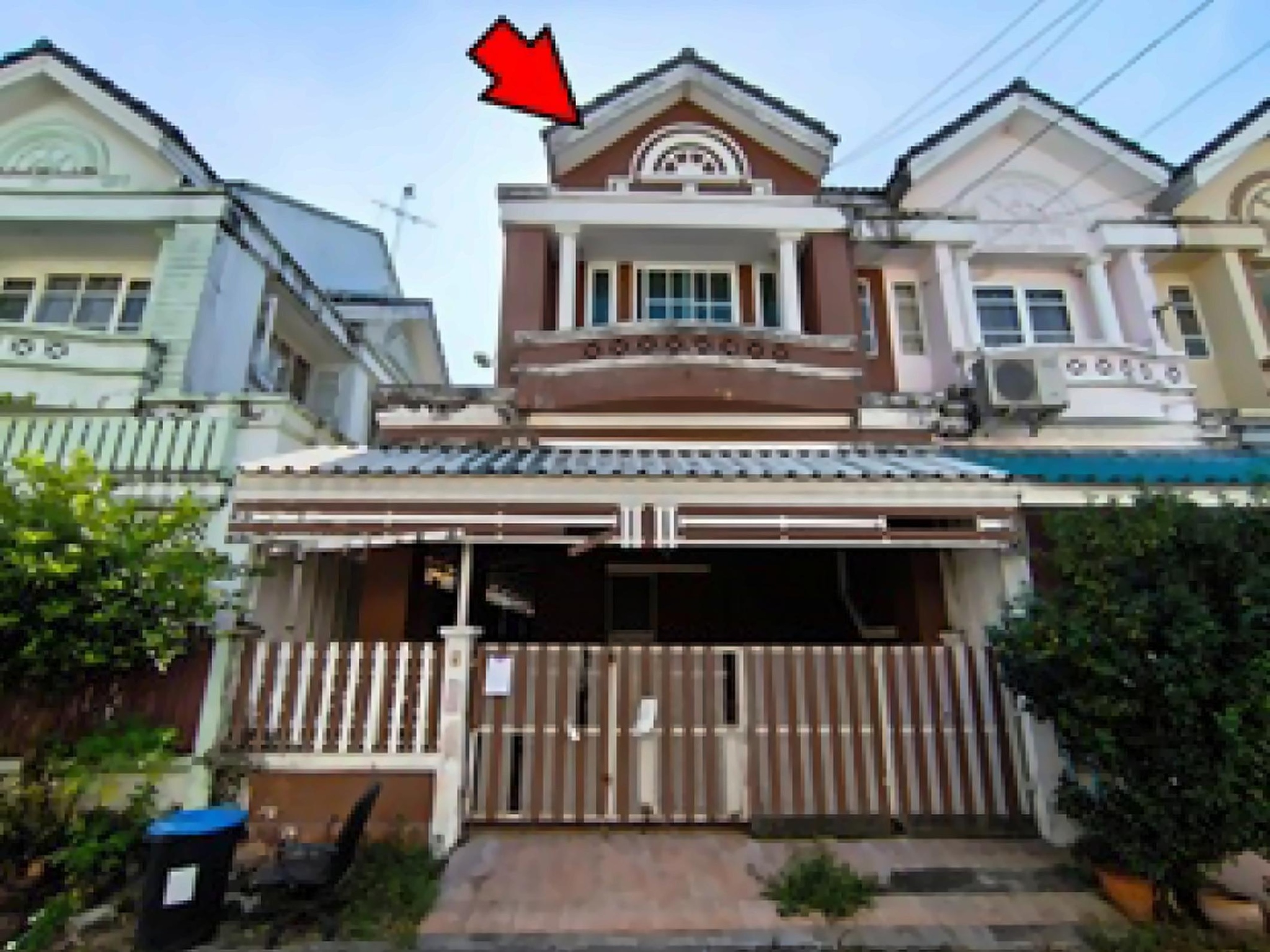 ทรัพย์สถาบันโดย GHB ทาวน์เฮาส์ นันทนาการ์เด้นท์เพลส