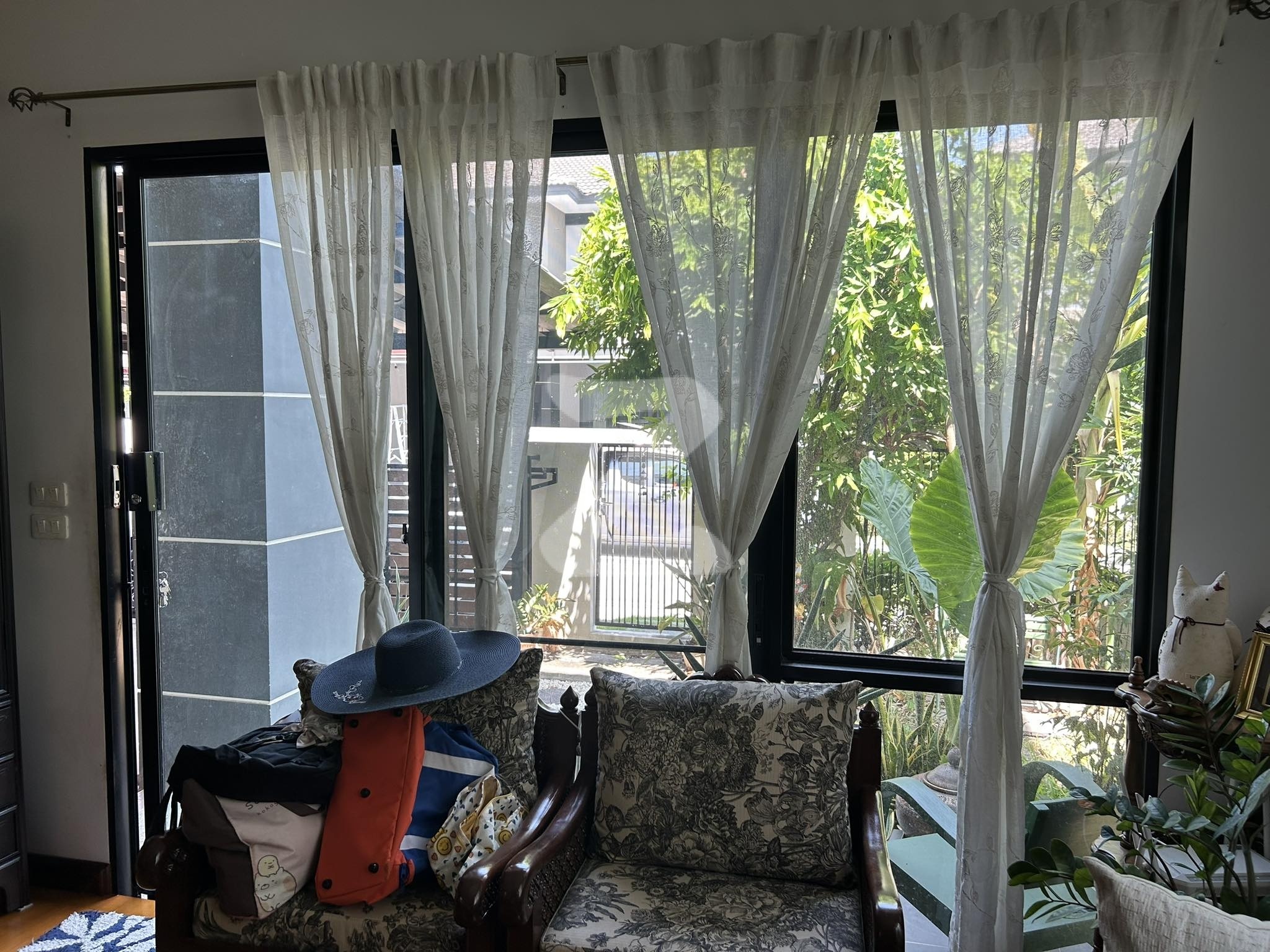 หมู่บ้านซีรีน พุทธมณฑลสายสาม-ทวีวัฒนา หนองแขม ขายบ้านจัดสรร                                                         : เจ้าของขายเอง (งดรับนายหน้า)