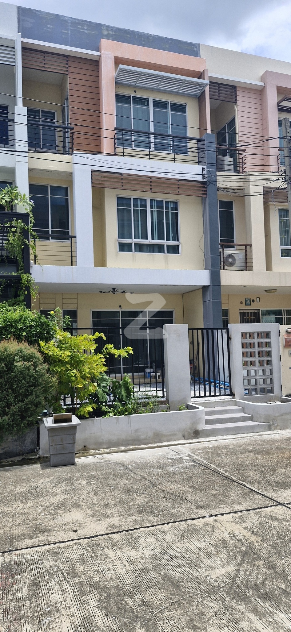 ขาย townhouse 3 ชั้น โครงการ The Plant City Sathorn (Owner Post)                              : เจ้าของขายเอง (งดรับนายหน้า)