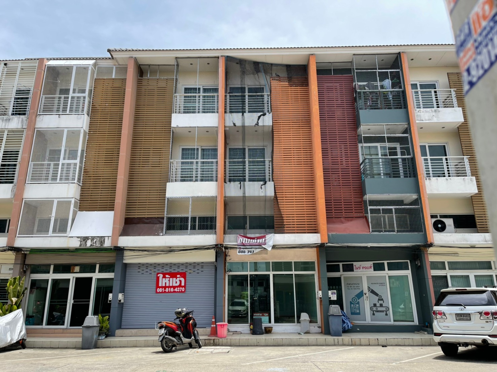 ทรัพย์สถาบันโดย JAM ตึกแถว-อาคารพาณิชย์ วิลล่า คุณาลัย (Villa Kunalai 1 Bang Bua Thong)
