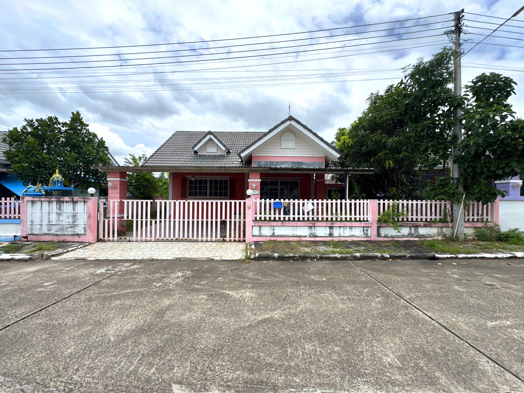 ทรัพย์สถาบันโดย JAM บ้านเดี่ยว วีน่าทาวน์ ระยอง (Vina Town Rayong)
