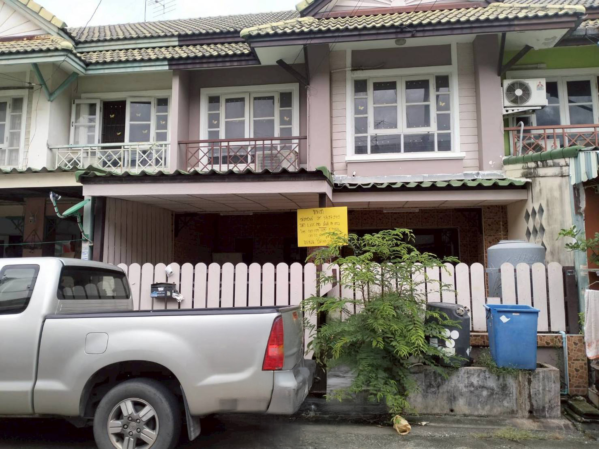 ทรัพย์สถาบันโดย JAM ทาวน์เฮาส์ บ้านพฤกษา 13 (Baan Pruksa 13 Klong Sam)