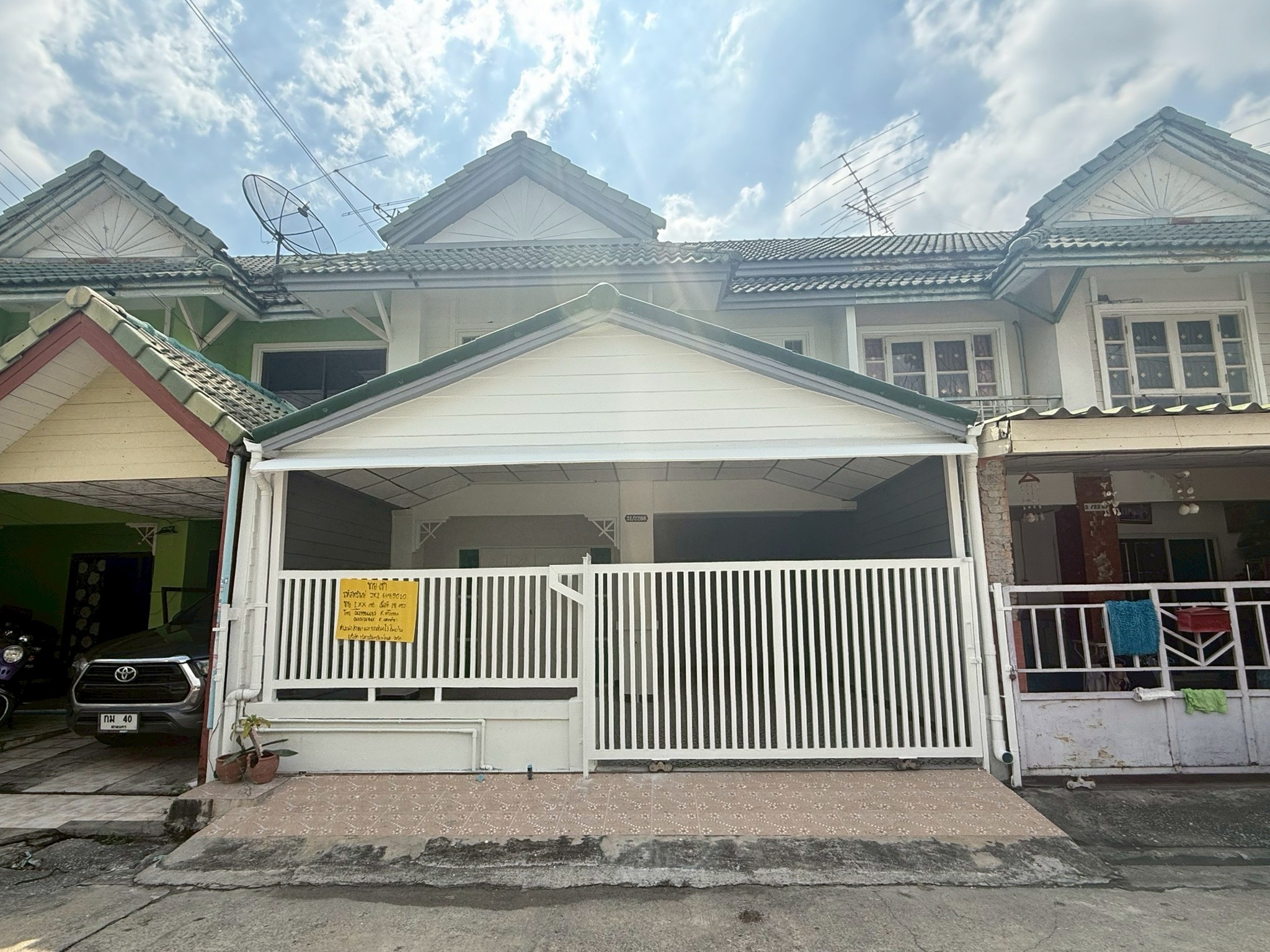 ทรัพย์สถาบันโดย JAM ทาวน์เฮาส์ พฤกษา 12 (Baan Pruksa 123 Phahonyothin-Khlong Luang)