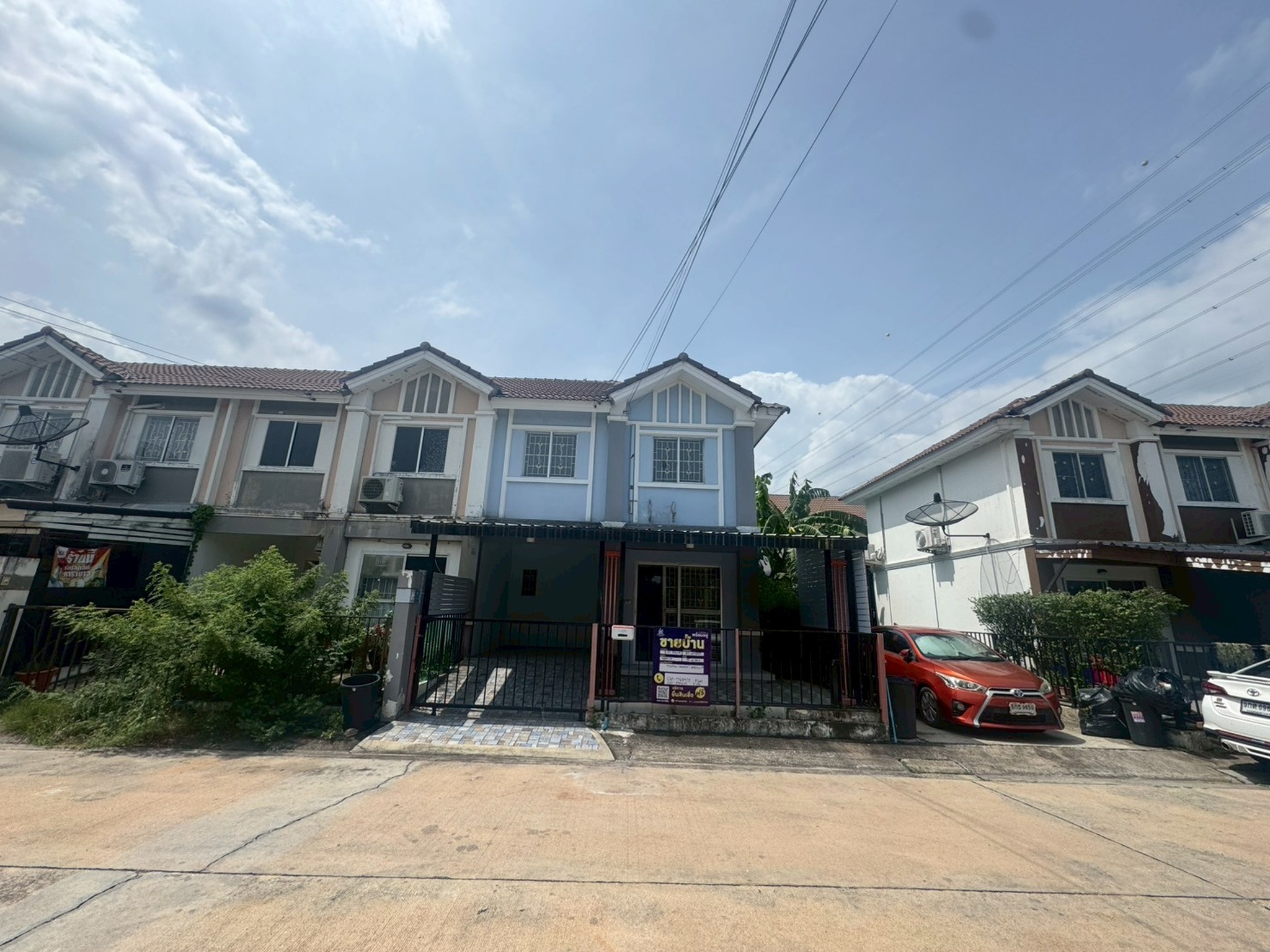 ทรัพย์สถาบันโดย JAM ทาวน์เฮาส์ บ้านพฤกษา 62 กิ่งแก้ว - หนามแดง (Passorn 28 Kingkaew-Namdaeng)