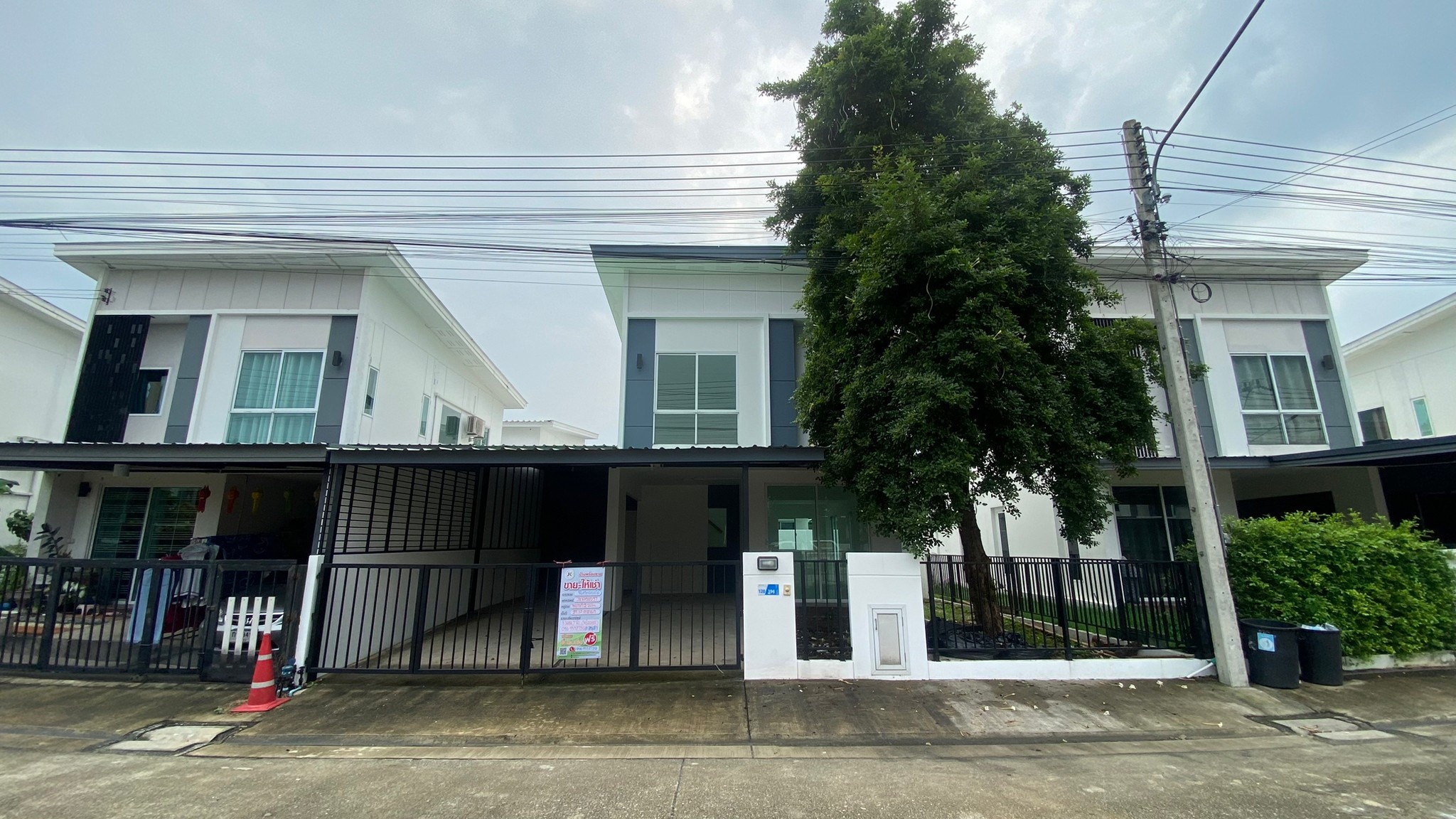 ทรัพย์สถาบันโดย JAM บ้านเดี่ยว บ้านพฤกษา 12 บรมราชชนนี (Baan Pruksa 102 Salaya-Boromratchonnee)