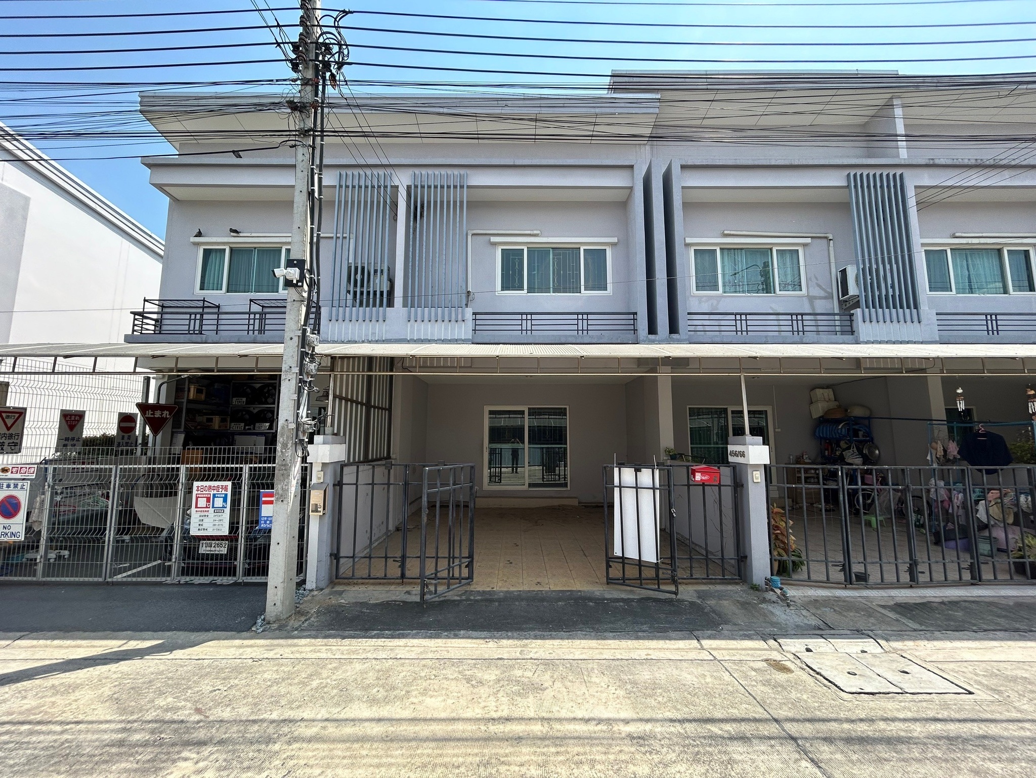 ทรัพย์สถาบันโดย JAM บ้านเดี่ยว ดิ เอ็กซ์คลูซีฟ วงแหวน-รามอินทรา (The Exclusive Wongwaen-Ramintra)