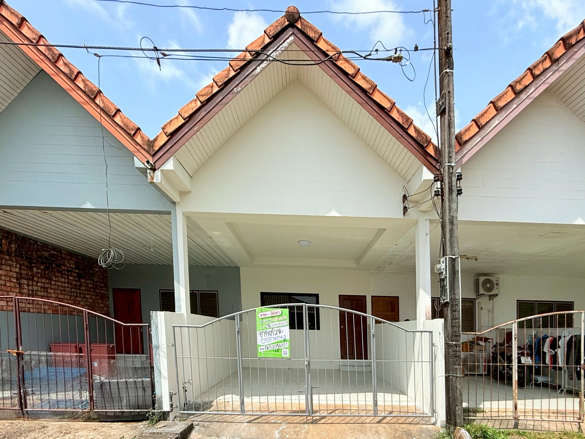 ทรัพย์สถาบันโดย JAM ทาวน์เฮาส์ บ้านพฤกษา