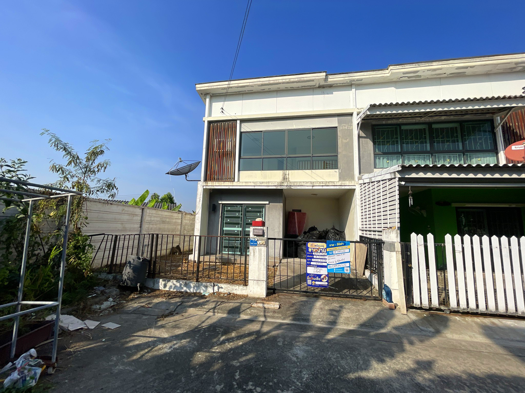 ทรัพย์สถาบันโดย JAM ทาวน์เฮาส์ บ้านพฤกษา 83 บรมราชชนนี-สาย 5 (Baan Pruksa 83 Borommaratchachonnani-Sai 5)