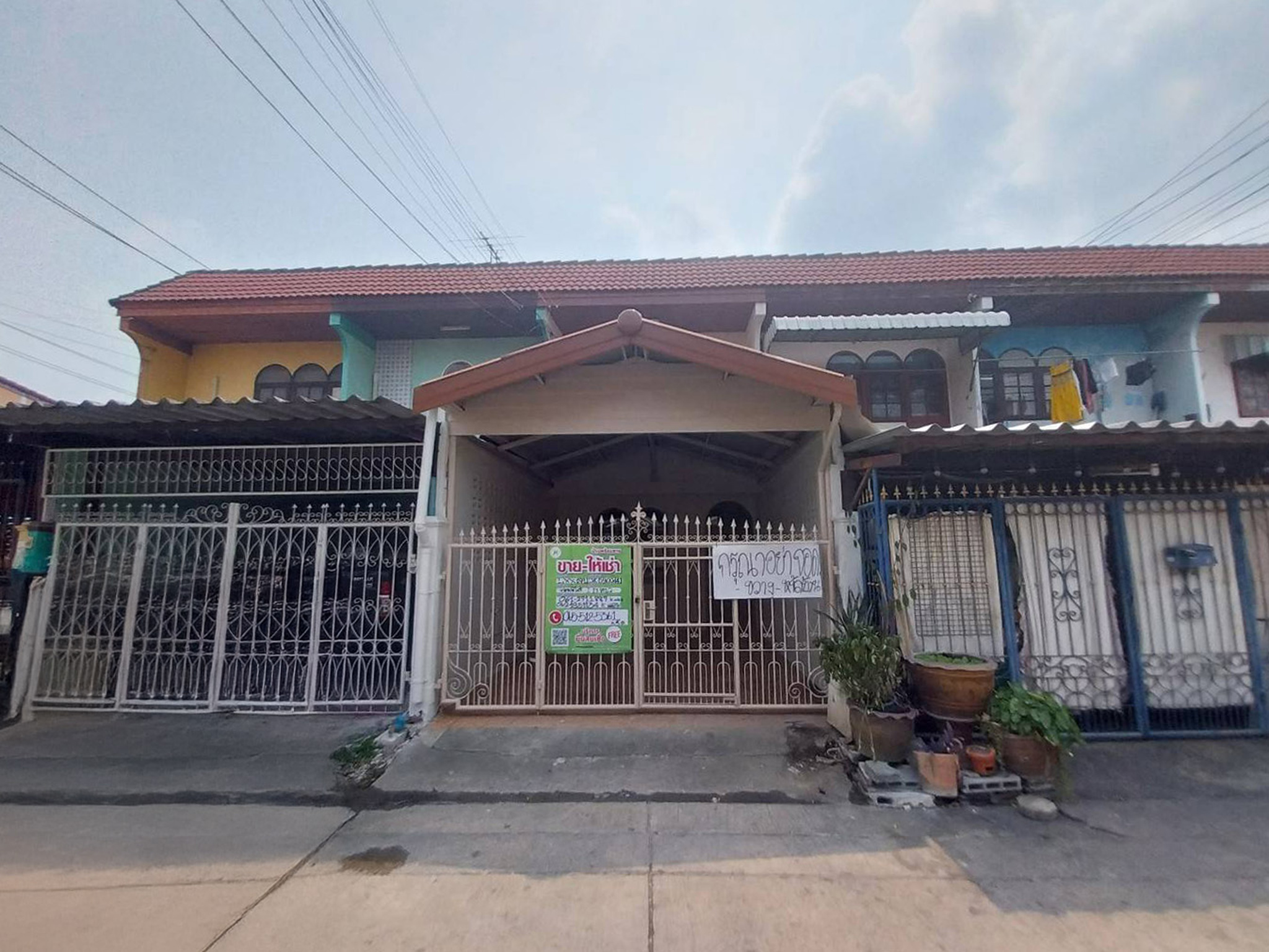 ทรัพย์สถาบันโดย JAM ทาวน์เฮาส์ บ้านหงษ์ประยูร 3 (Baan Hong Prayoon 3)