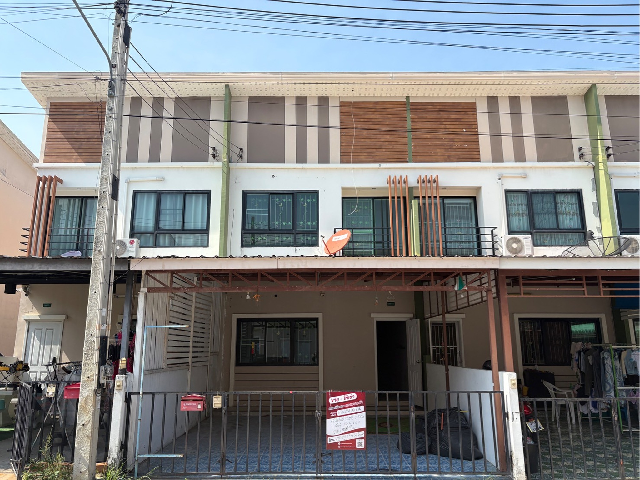ทรัพย์สถาบันโดย JAM ทาวน์เฮาส์ เอสซี วิลเลจ ปลวกแดง-วังตาผิน 3 (SC Village Pluak Daeng-Wang Ta Phin 3)