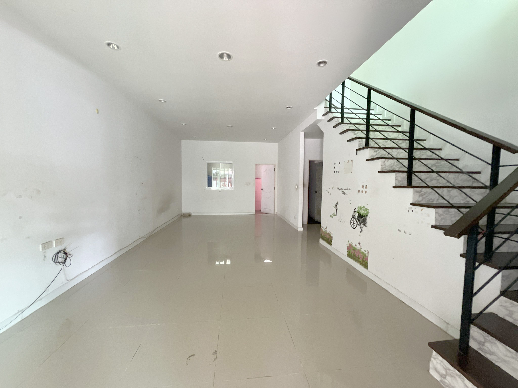 ทรัพย์สถาบันโดย JAM ทาวน์เฮาส์ สมาร์ทแลนด์ นิวสไตล์ 1 (Smartland Village)