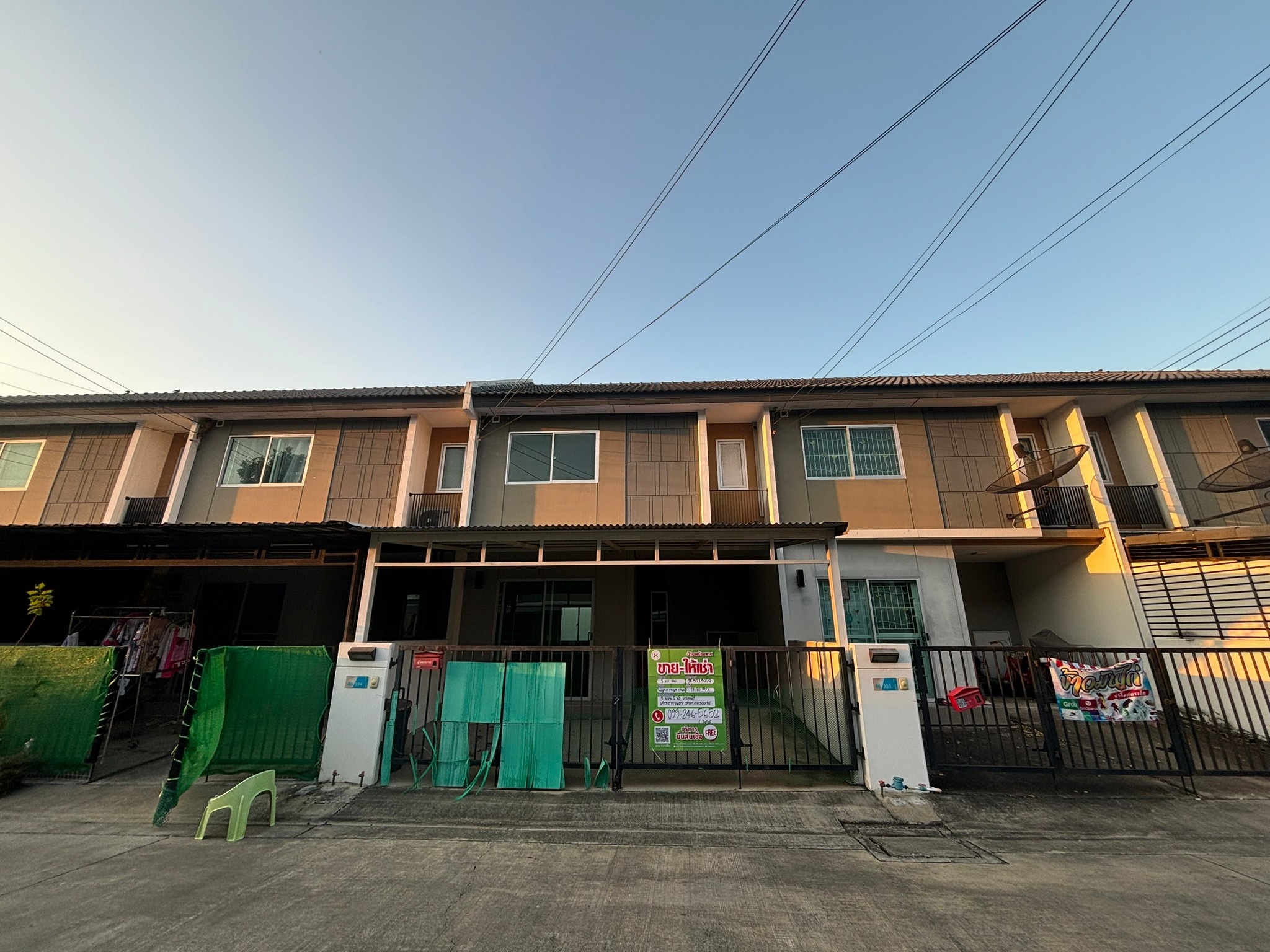 ทรัพย์สถาบันโดย JAM ทาวน์เฮาส์ บ้านพฤกษา 120 กาญจนาฯ-กันตนา (Baan Pruksa 120 Kanchana-Kantana)