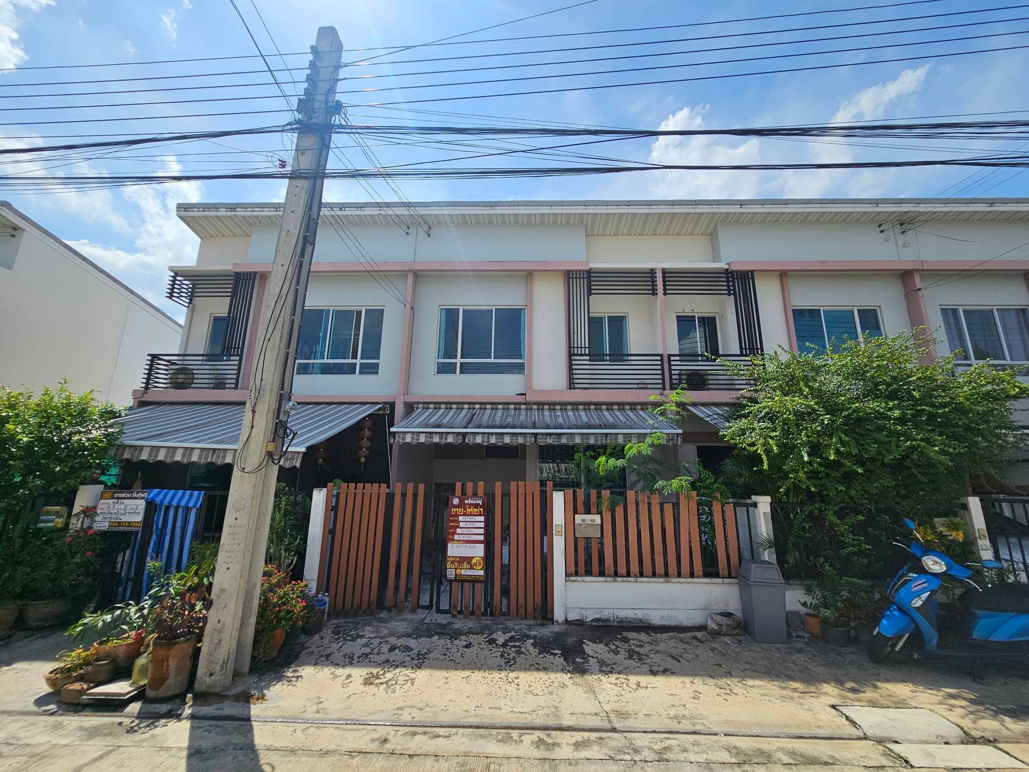 ทรัพย์สถาบันโดย JAM ทาวน์เฮาส์ พลีโน่ รัตนาธิเบศร์-ชัยพฤกษ์ (Pleno Rattanathibet-Chaiyaphruek)