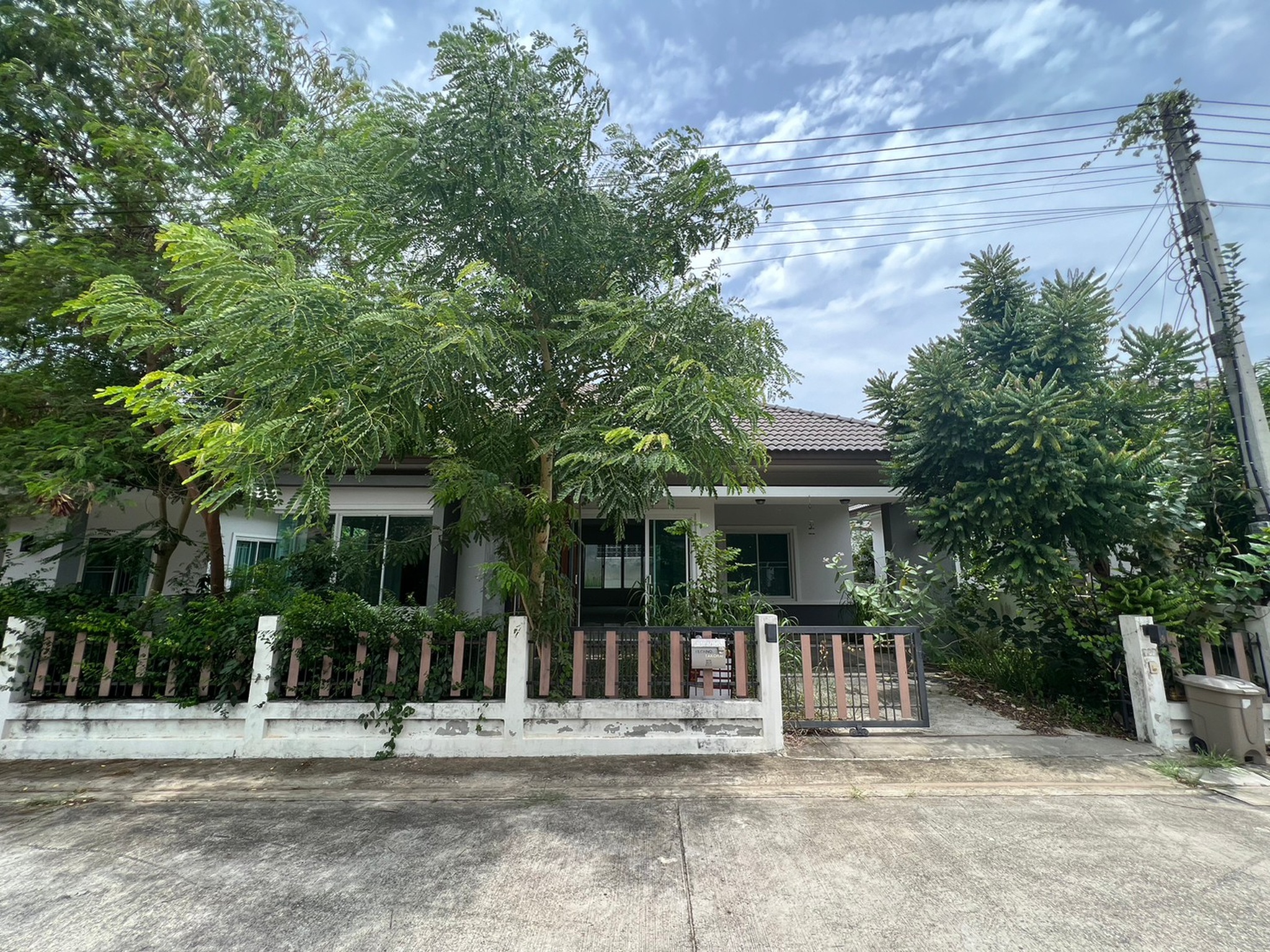 ทรัพย์สถาบันโดย JAM ทาวน์เฮาส์ เดอะ การ์เด้นท์ วิลล่า คอร์ทยาร์ด (The Garden Villa North Park)