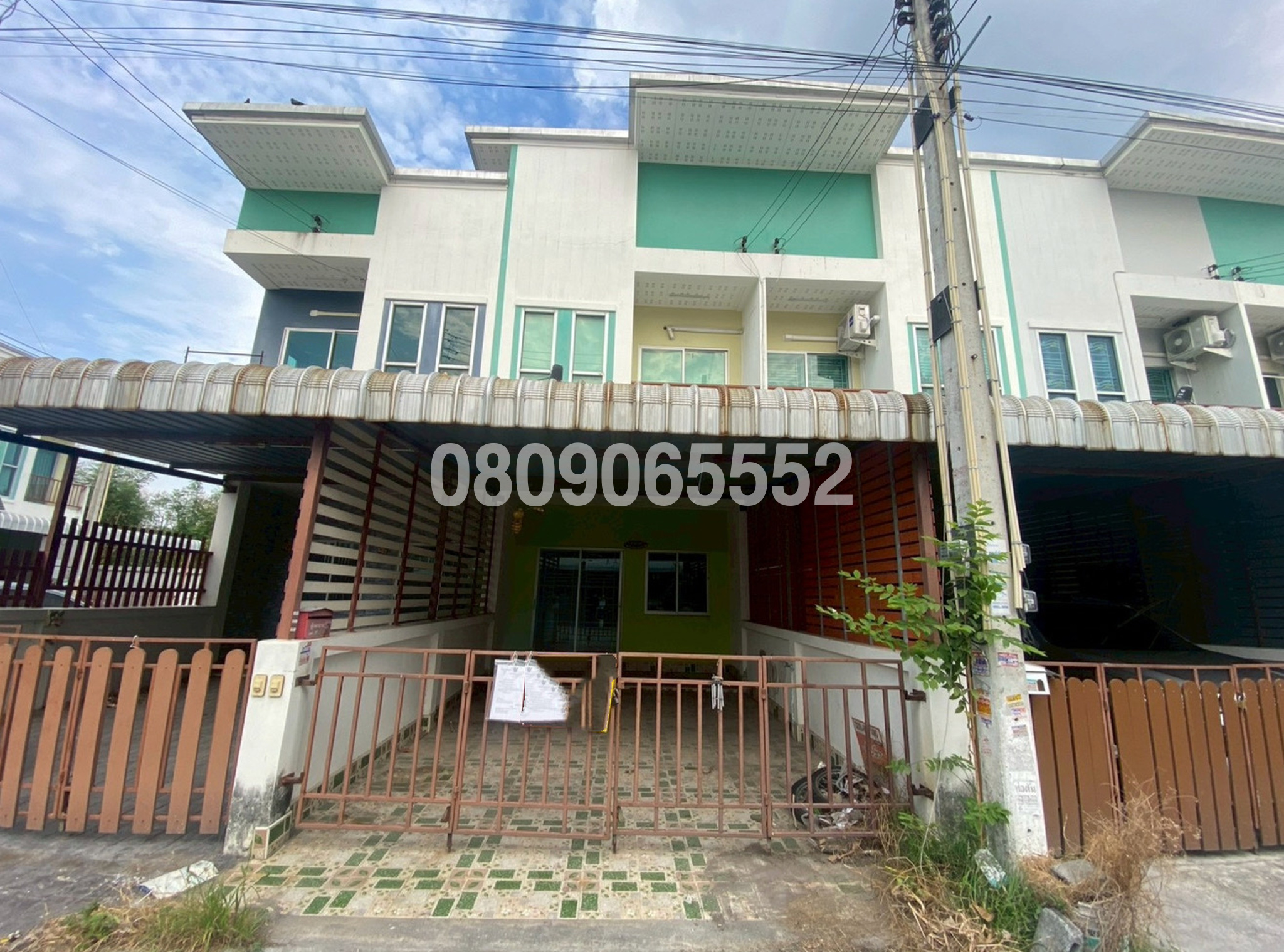 ขายทาวน์เฮาส์ เดอะวิลเลจ พลัส อมตะนคร (The Village Plus Amata-Donhualo)