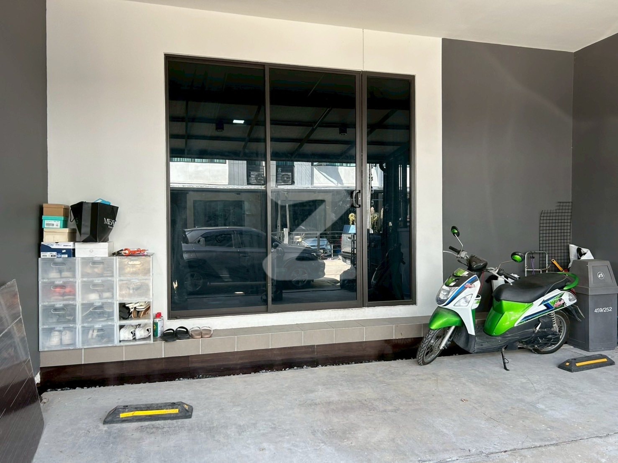 บ้านปล่อยเช่า พร้อมเฟอร์นิเจอร์ครบ(เจ้าของปล่อยเอง) ทาวน์โฮม 2 ชั้น Pleno ศรีนครินทร์-เทพารักษ์  : เจ้าของให้เช่าเอง (งดรับนายหน้า)