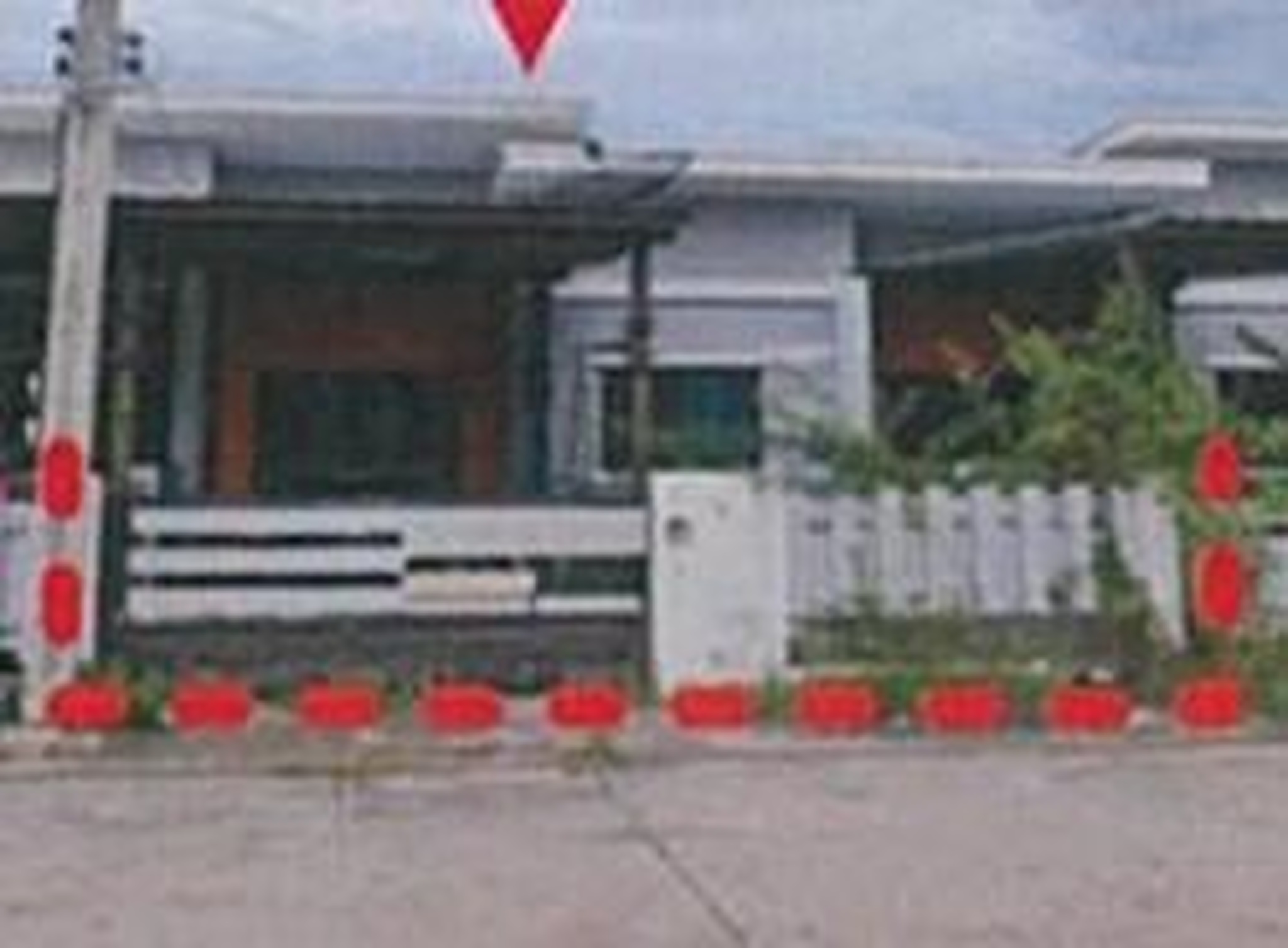ทรัพย์สถาบันโดย GHB ทาวน์เฮาส์ สุกัญญา 3 (Baan Suan Pruksa 304)