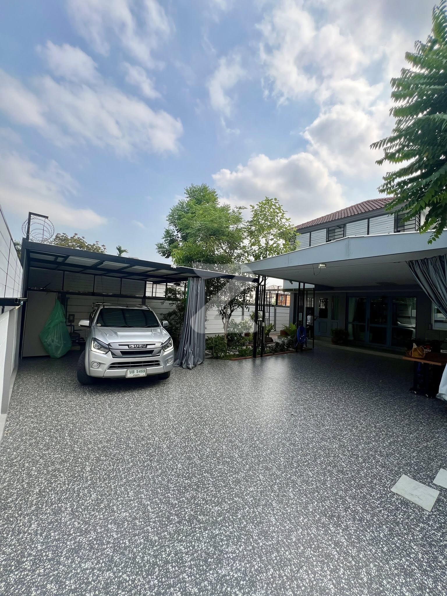 🚩ลำลูกกาคลอง 4 🏠ขายบ้านหรูราคาถูก “โฮมออฟฟิศ” รีโนเวททั้งหลังพร้อมเข้าอยู่ (เจ้าของบ้านขายเองดูแลอย่างดี) 🏡โครงการเอสวิลล์ คลอง4 รังสิต : เจ้าของขายเอง (งดรับนายหน้า)