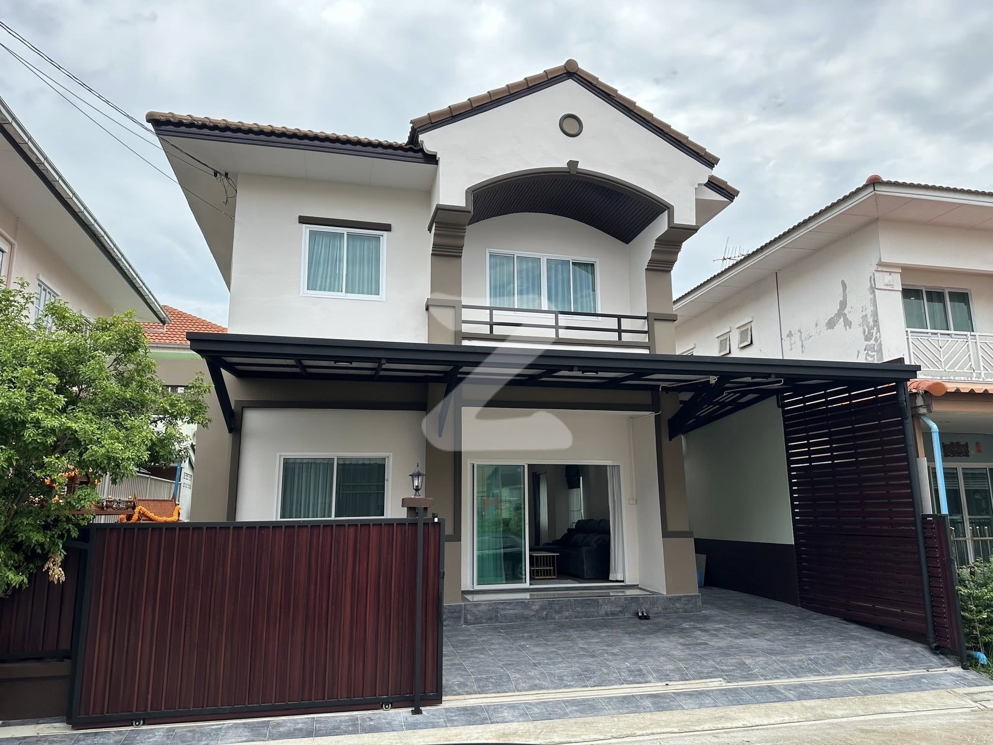 ขาย บ้าน บุรีรมย์ แพรกษาเทพารักษ์ (น้ำไม่ท่วม) รีโนเวทใหม่ทั้งหลัง  3.59 ล้าน                          : เจ้าของขายเอง (งดรับนายหน้า)