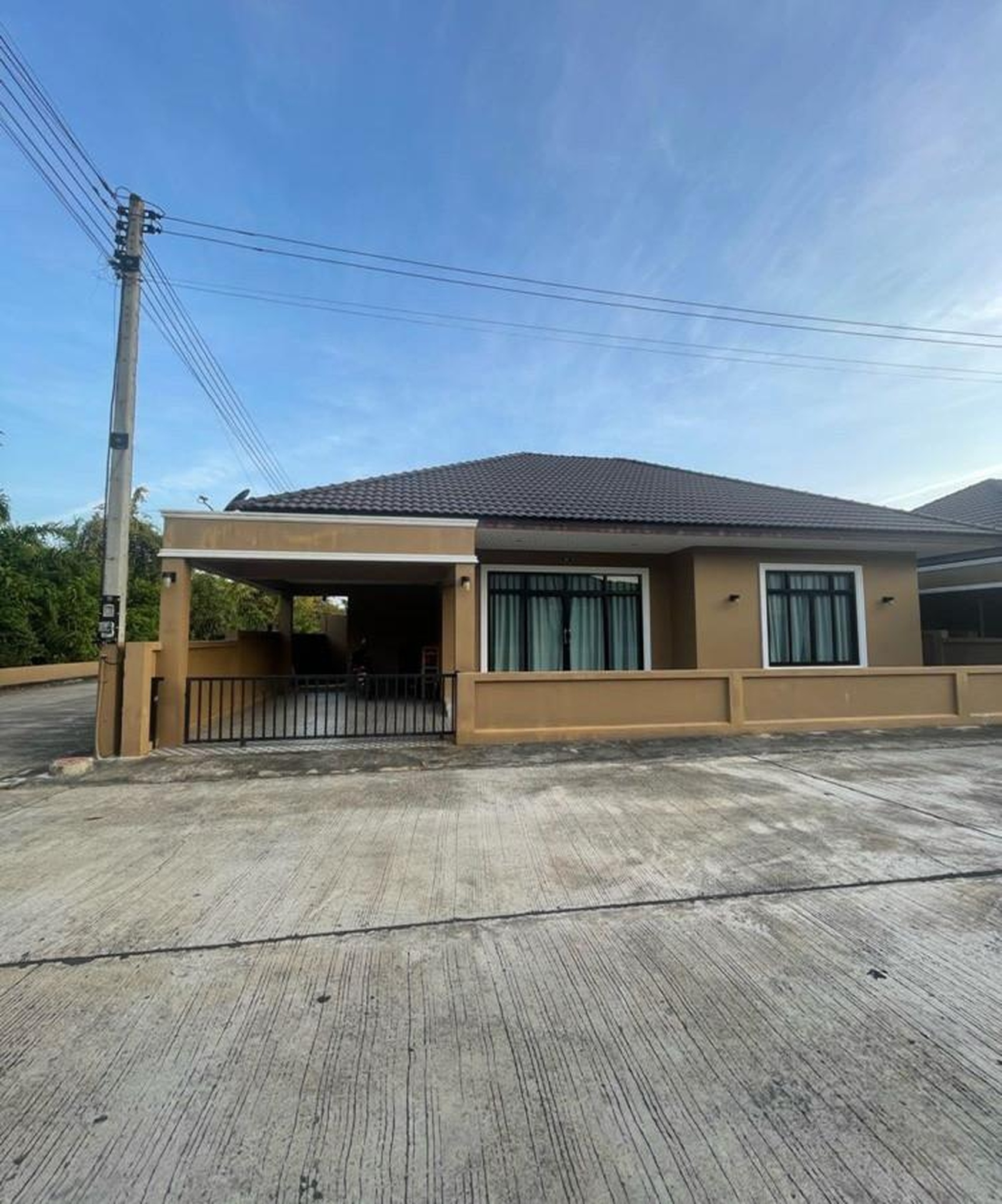 ทรัพย์สถาบันโดย GHB บ้านเดี่ยว ซอยหมู่บ้านในสวน เขาชัยสน เมืองให ถนนสายท่านางพหรม-เขาชัยสน (ทล.4081)