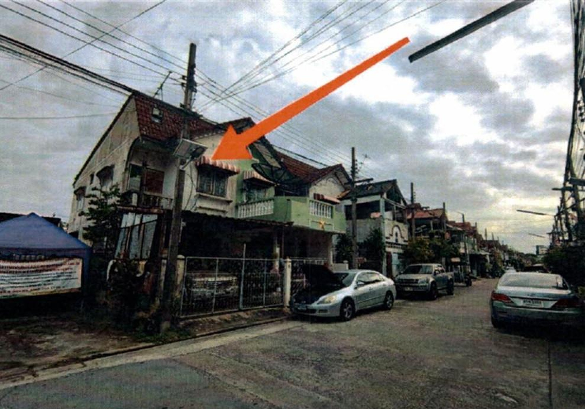 ทรัพย์สถาบันโดย GHB ทาวน์เฮาส์ใกล้ BTS พหลโยธิน 59 สวนทองวิลล่า 1