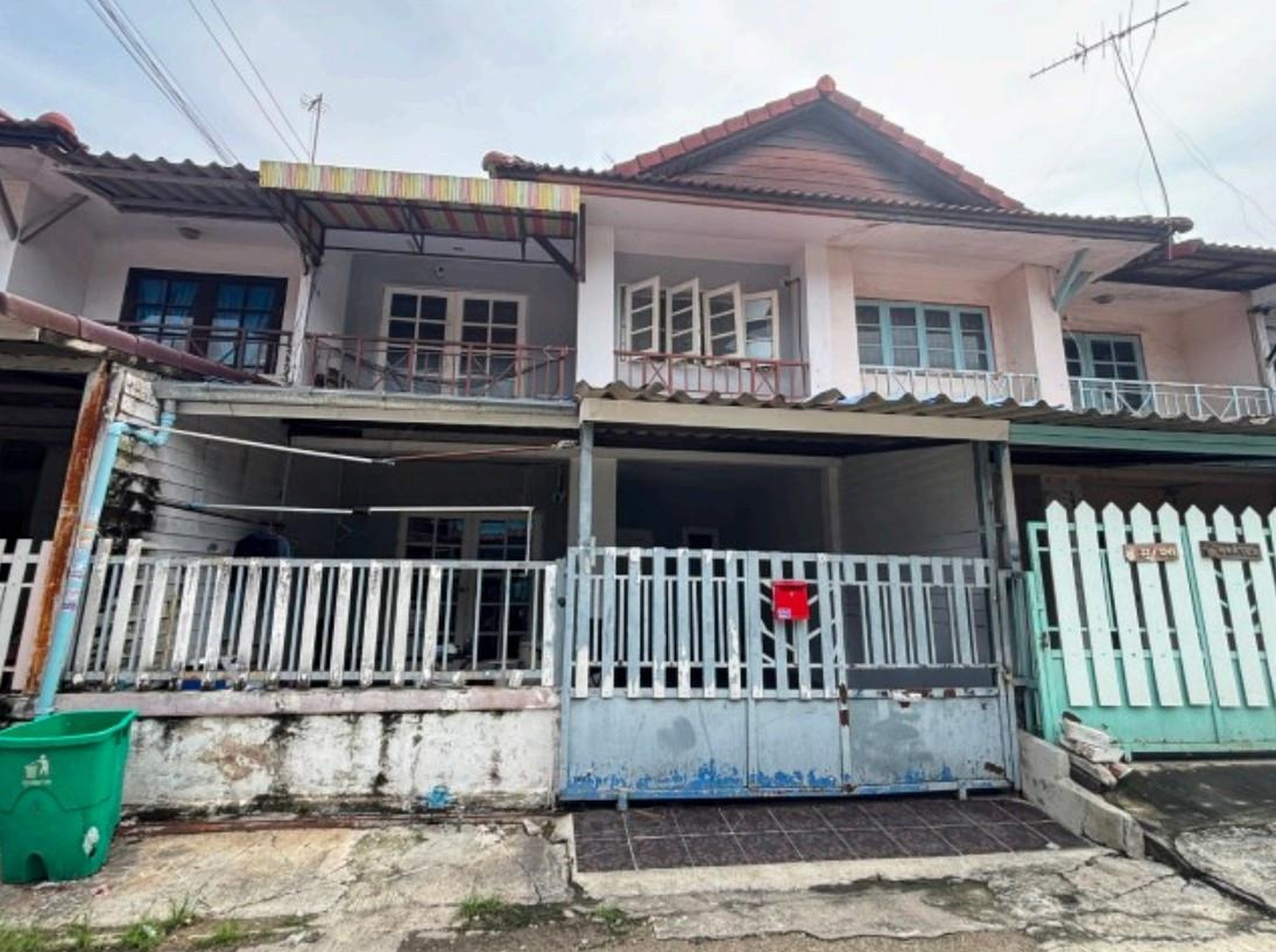 ทรัพย์สถาบันโดย GHB ทาวน์เฮาส์ บ้านพฤกษา 3 บางบัวทอง (Baan Pruksa 3 Bangbuathong)