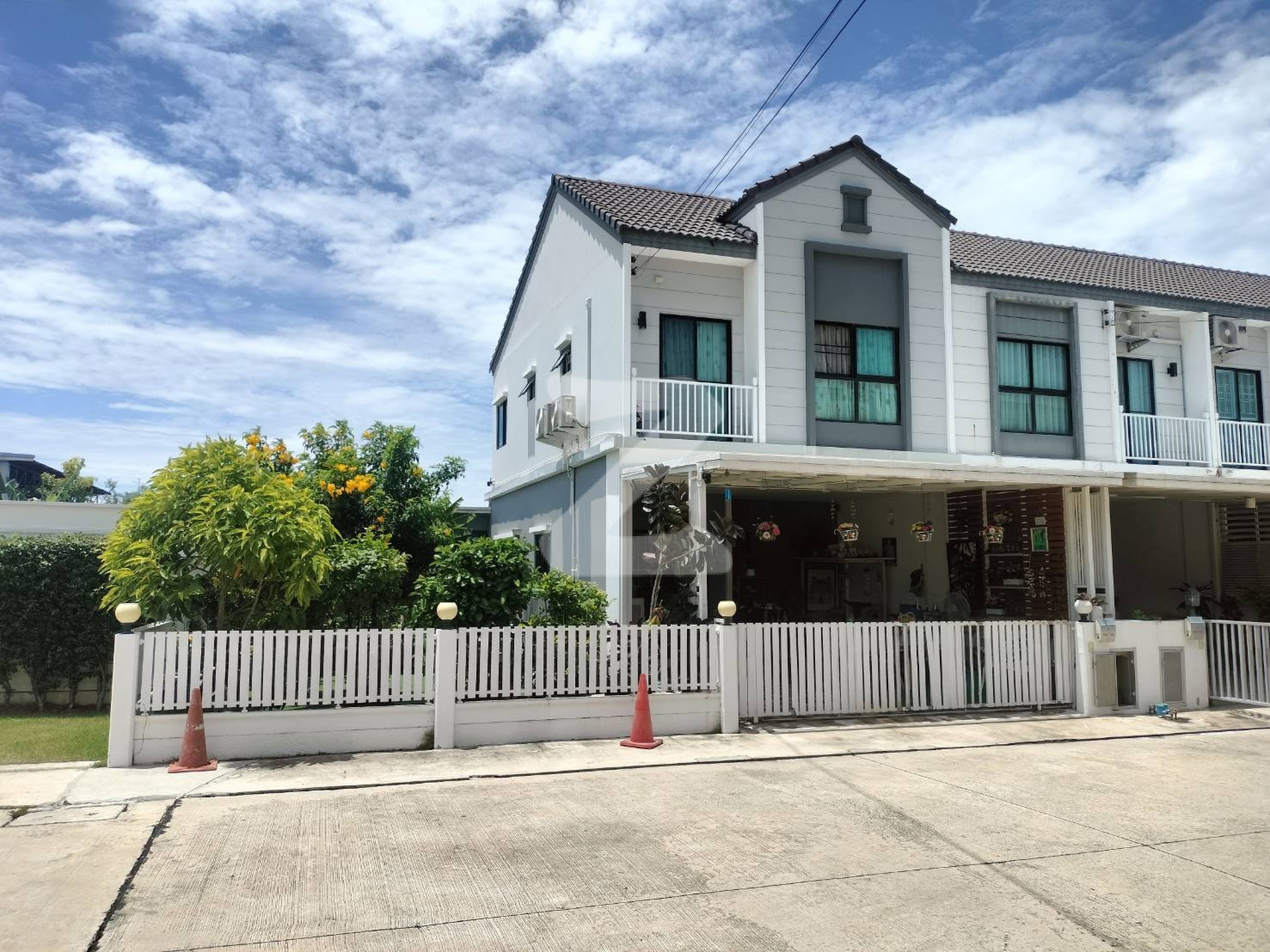 เจ้าของขายเอง  หมู่บ้านสิวารมณ์ เนเจอร์พลัส 1 ( สุขุมวิท - บางปู 83 )  ทาวน์โฮม 2 ชั้น : เจ้าของขายเอง (งดรับนายหน้า)